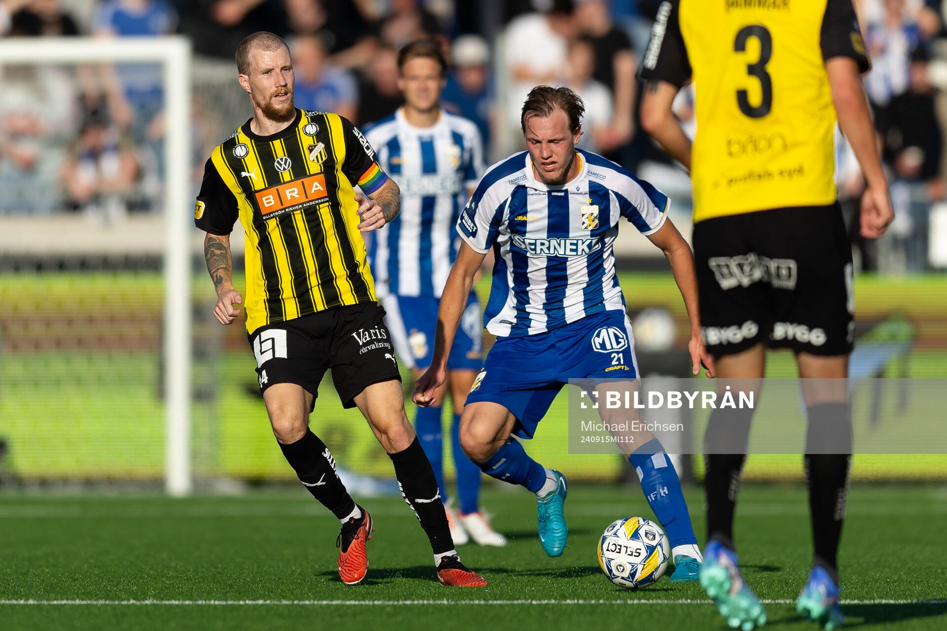 Häckens Simon Gustafson och IFK Göteborgs Adam Carlén