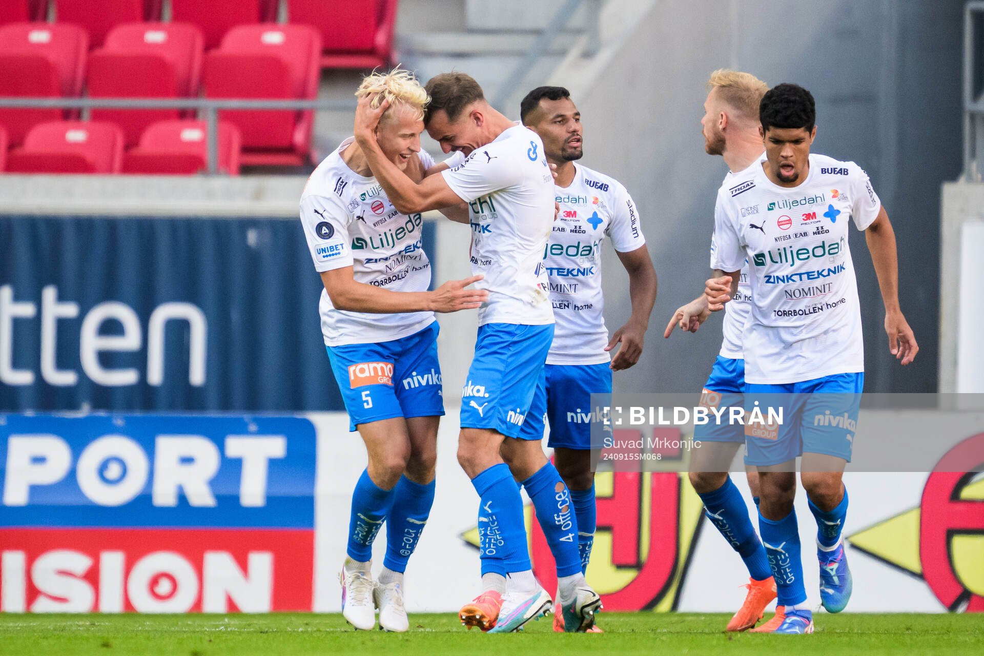 Värnamos Victor Larsson jublar