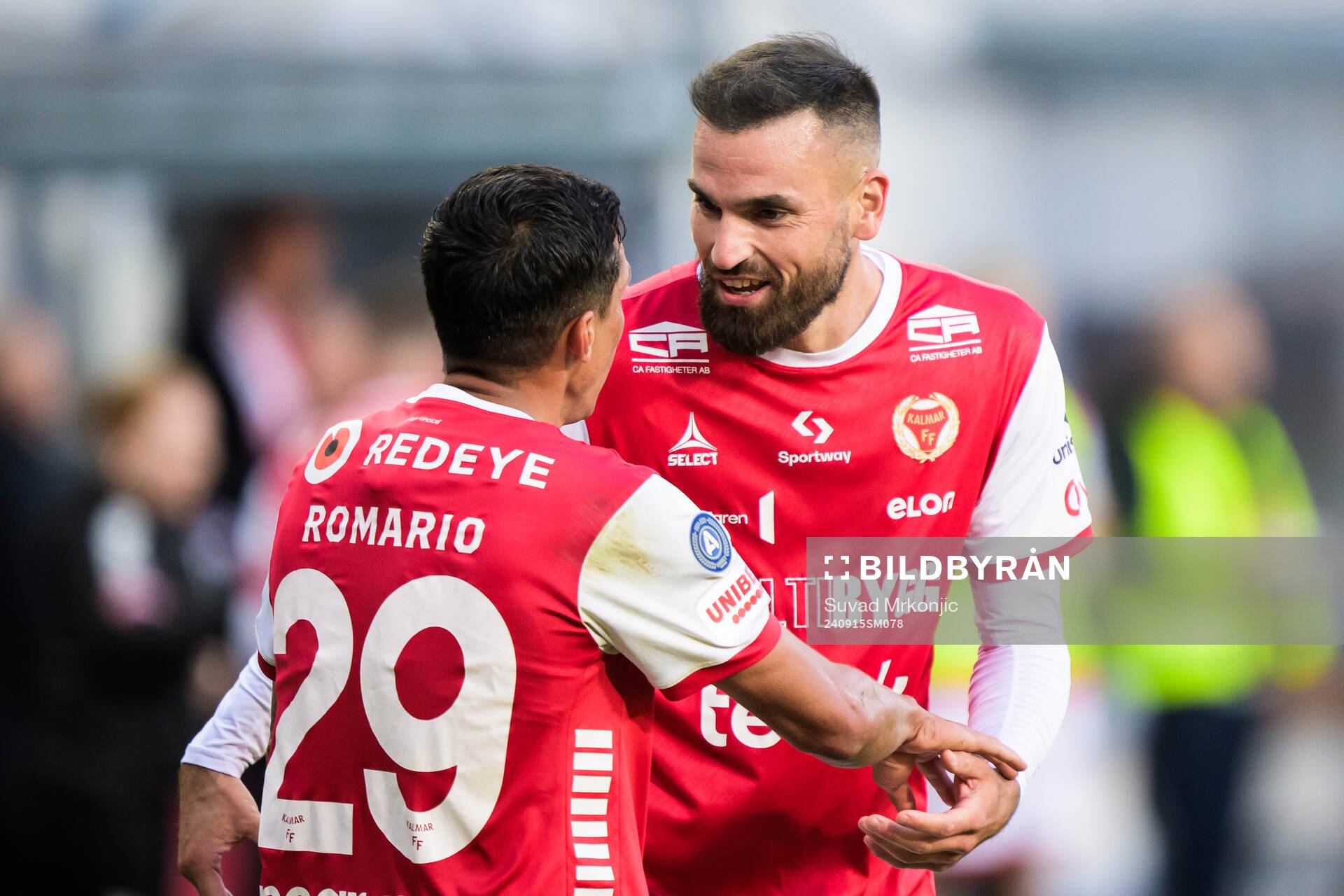Kalmars Dino Islamovic och Romario Pereira Sipiao jublar