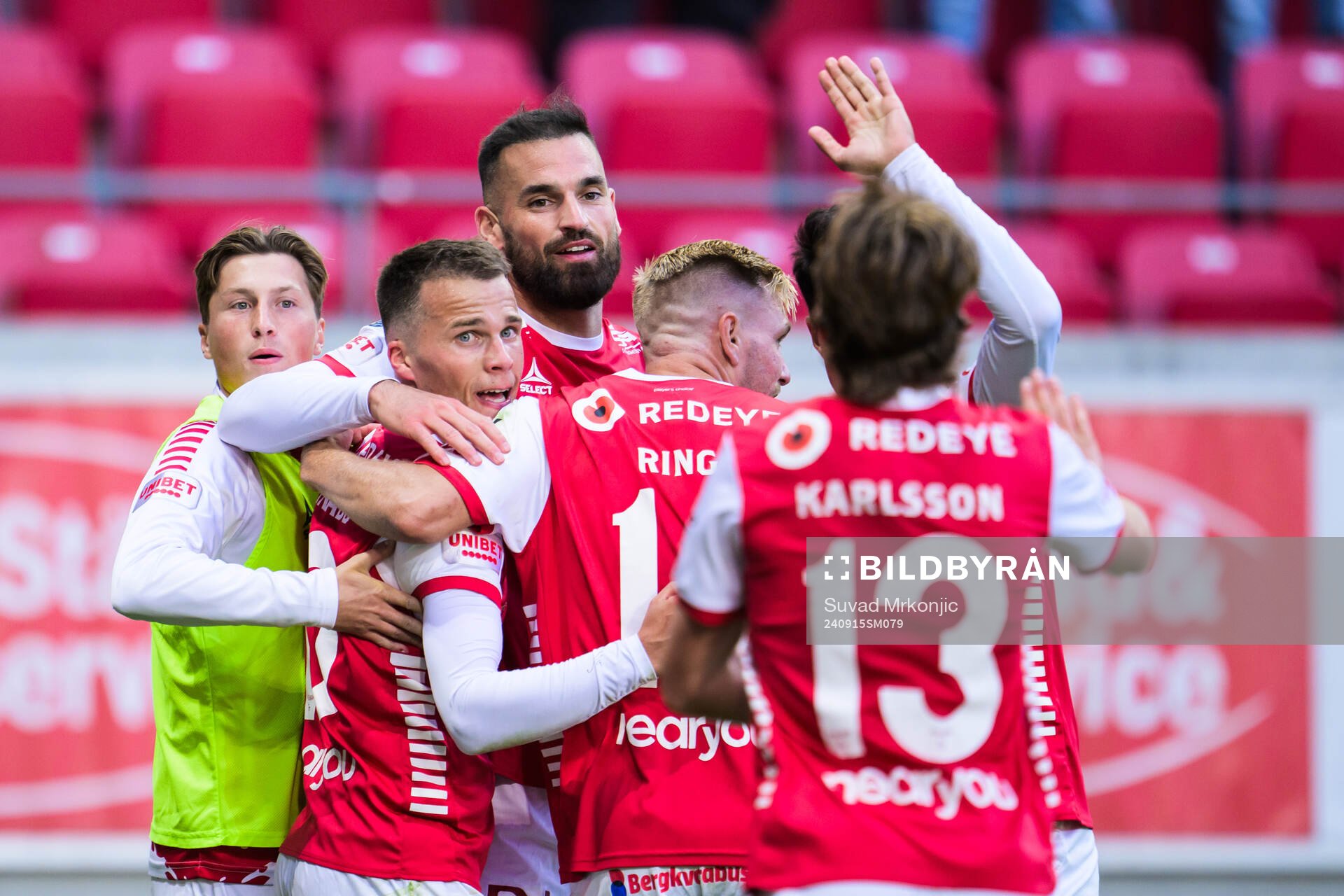 Kalmars Dino Islamovic jublar efter 2-1 målet under fotbollsmatchen i Allsvenskan mellan Kalmar och Värnamo den 15 september 2024 i Kalmar. 