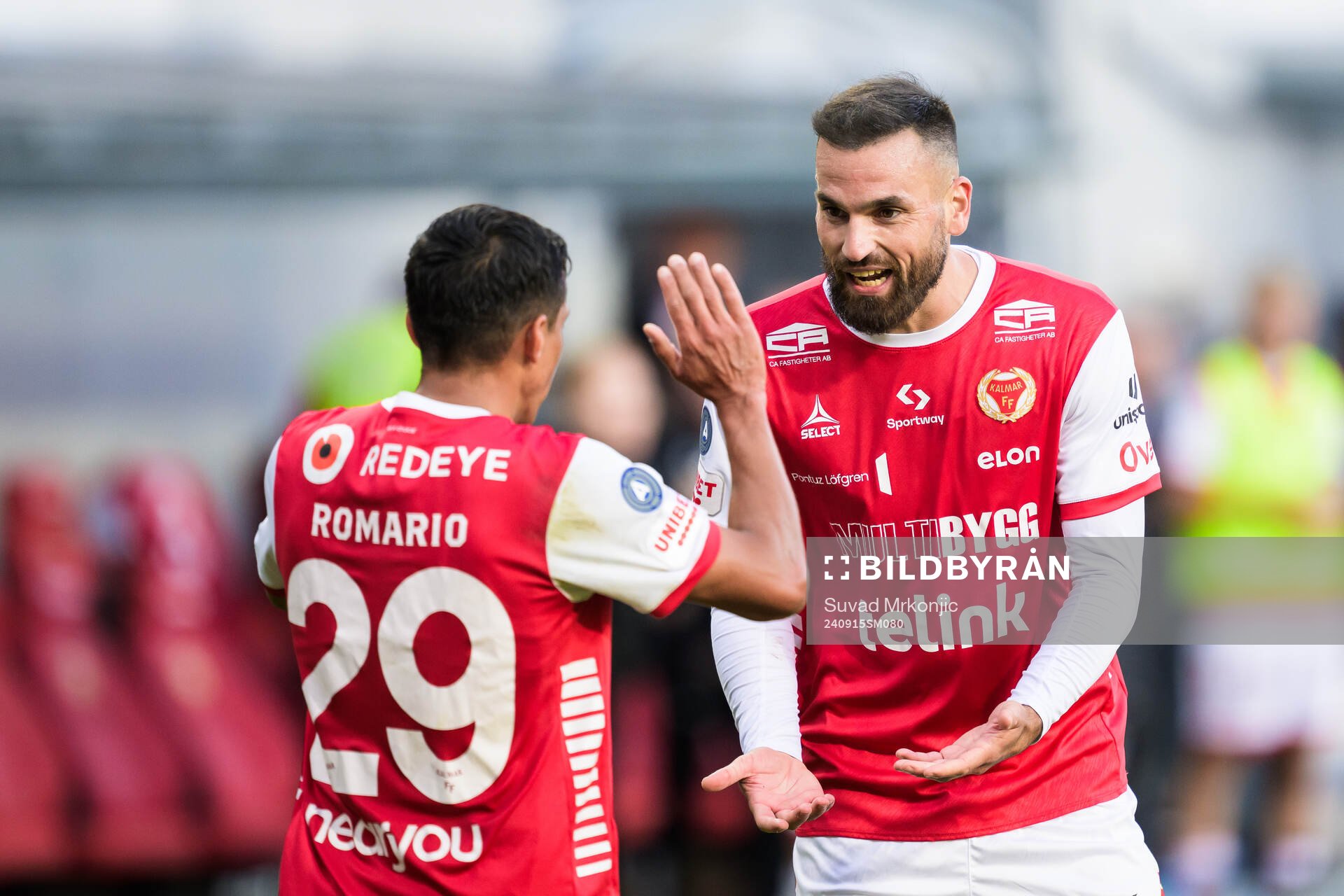 Kalmars Dino Islamovic och Romario Pereira Sipiao jublar