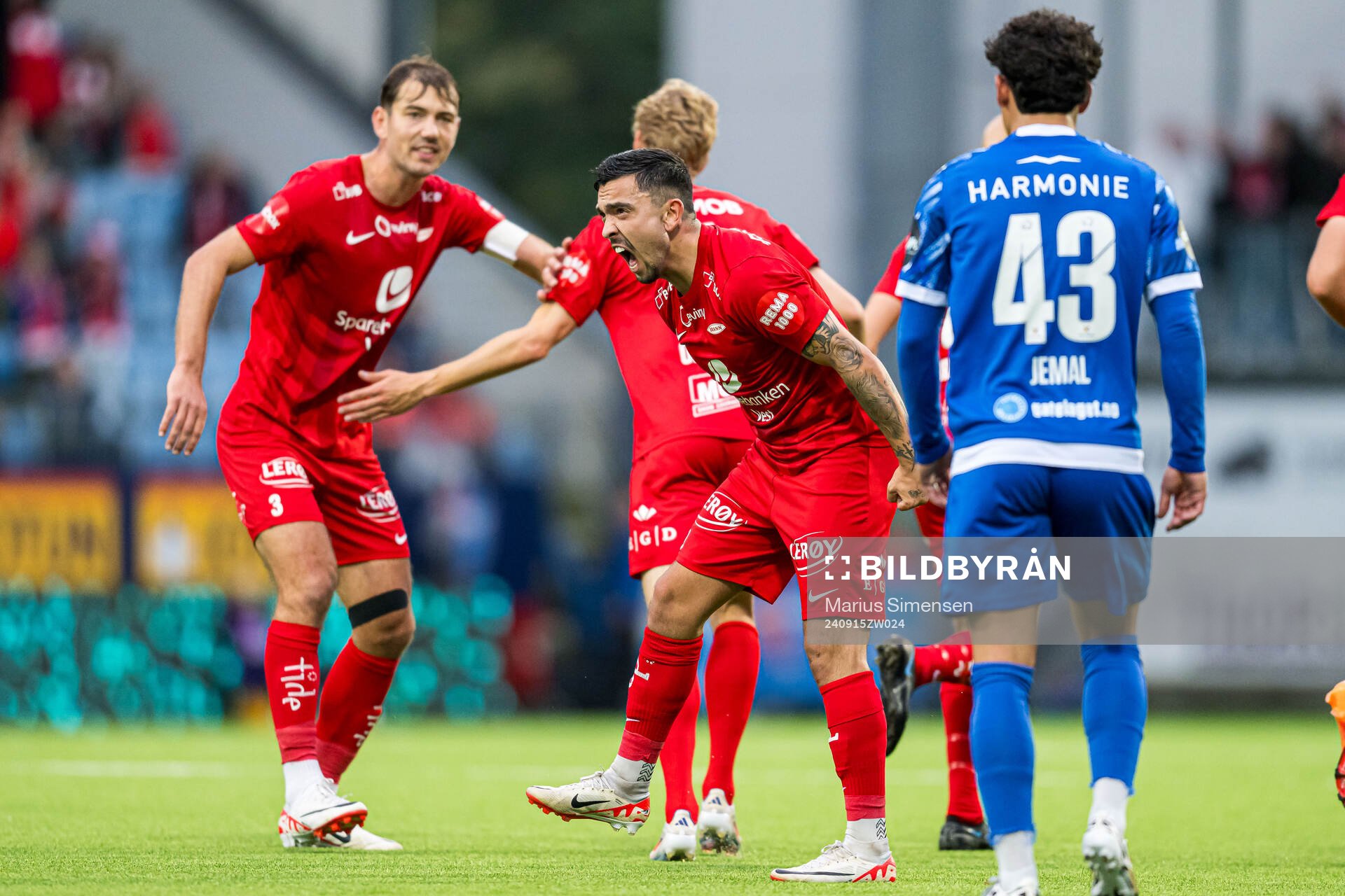 Niklas Fernando Castro of Brann celebrates