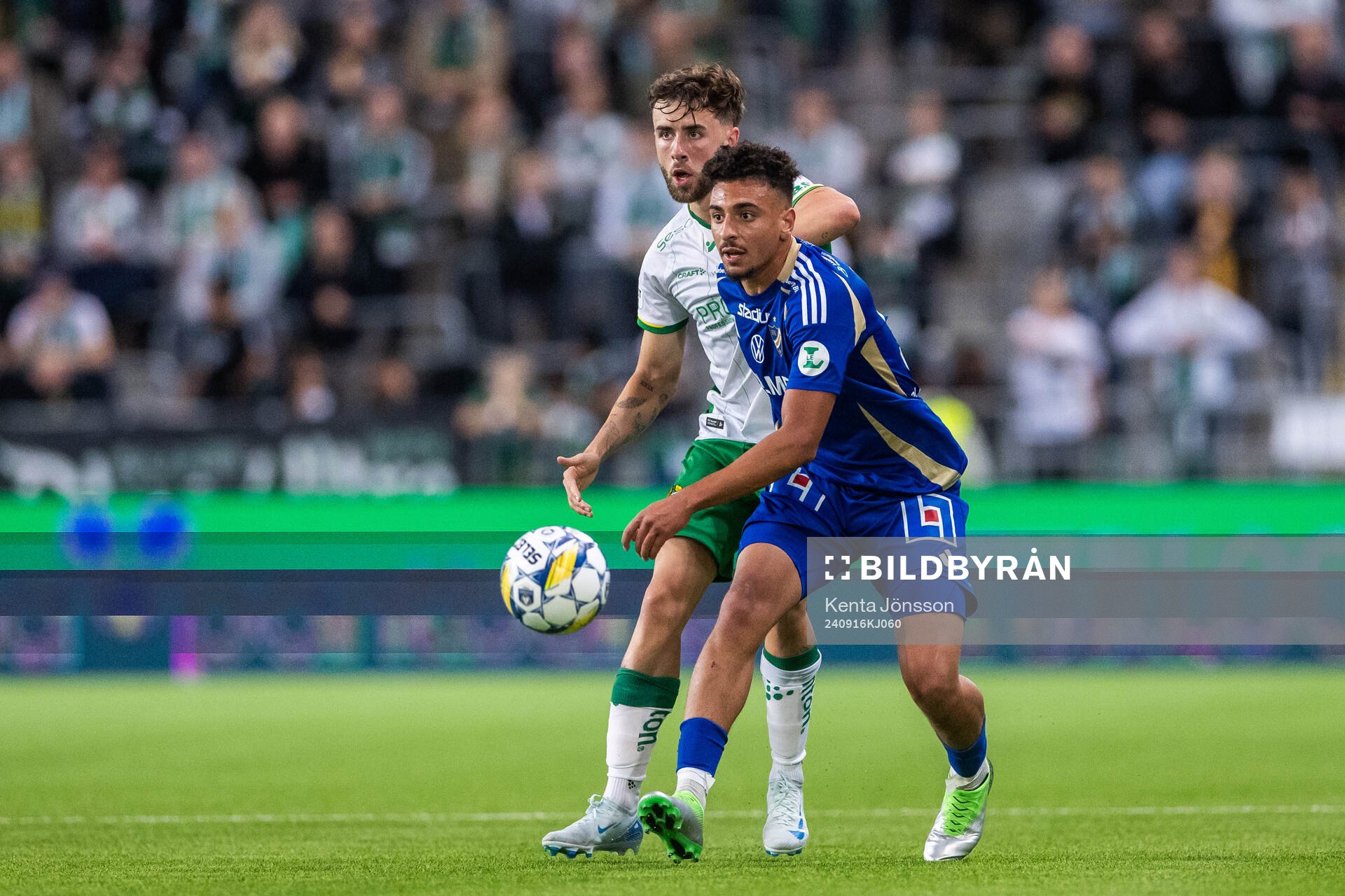 IFK Norrköpings Moutaz Neffati och Hammarbys Marc Llinares