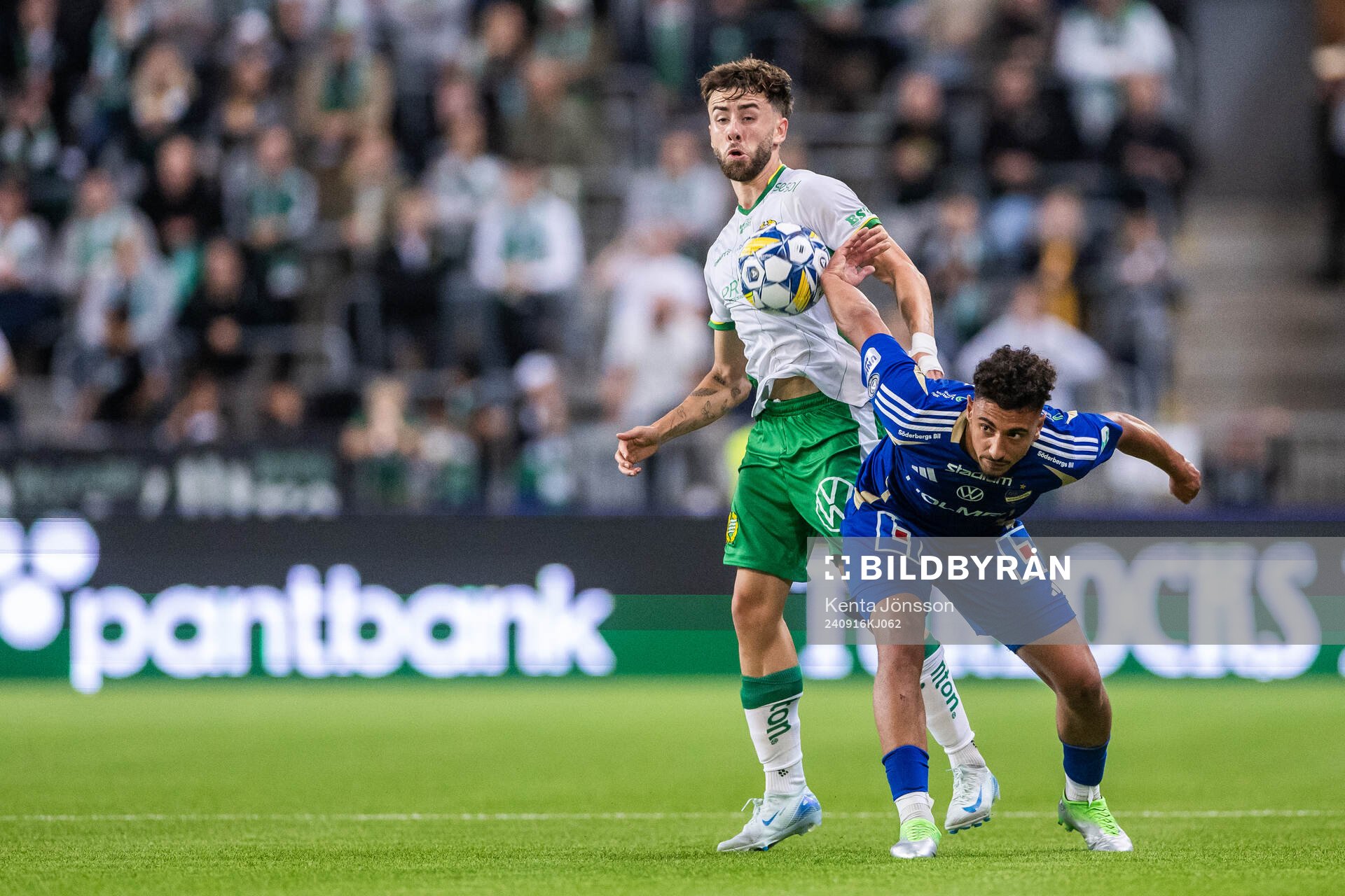 IFK Norrköpings Moutaz Neffati och Hammarbys Marc Llinares
