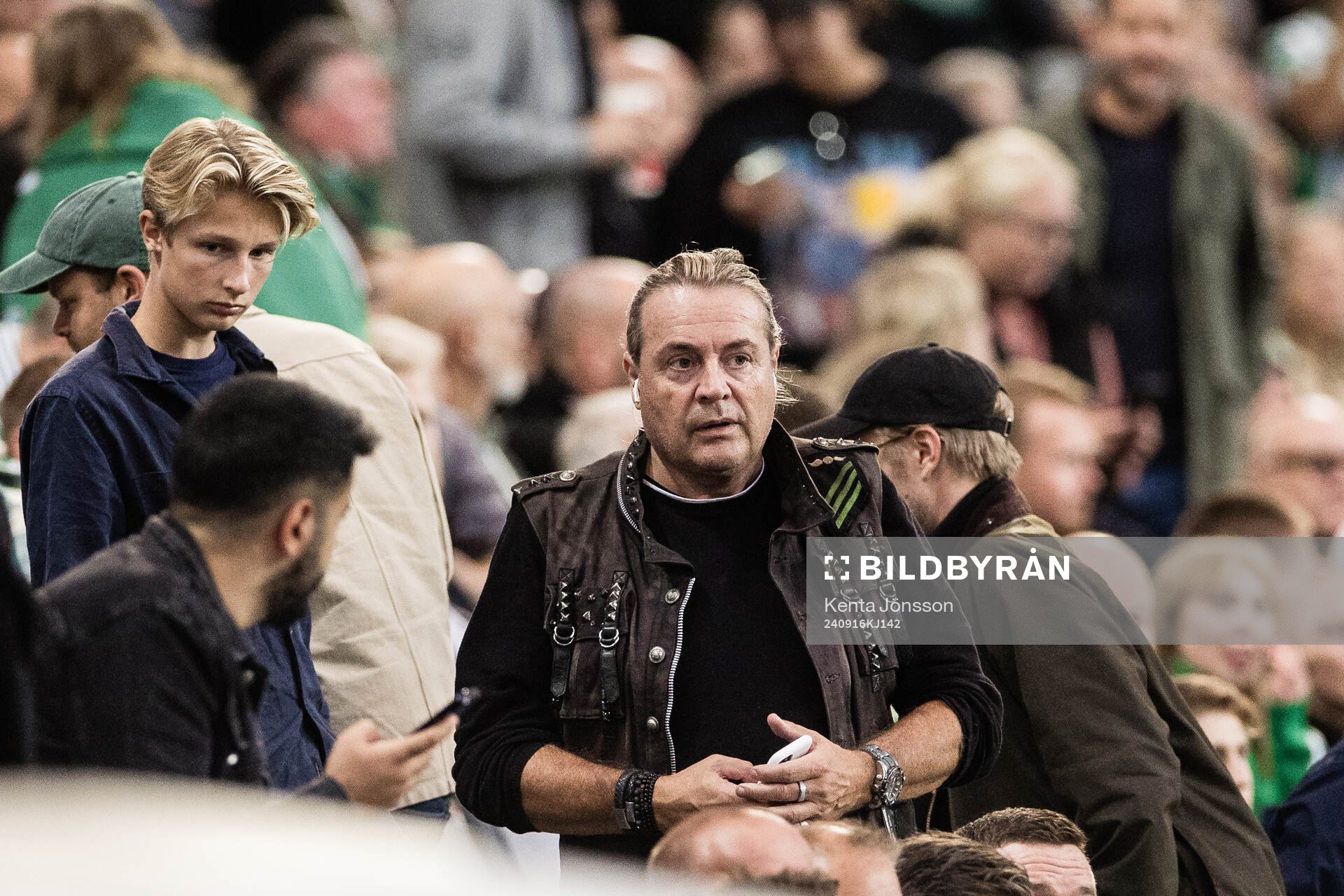  Runar Søgaard på läktaren inför fotbollsmatchen i Allsvenskan mellan Hammarby och IFK Norrköping den 16 september 2024 i Stockholm. 