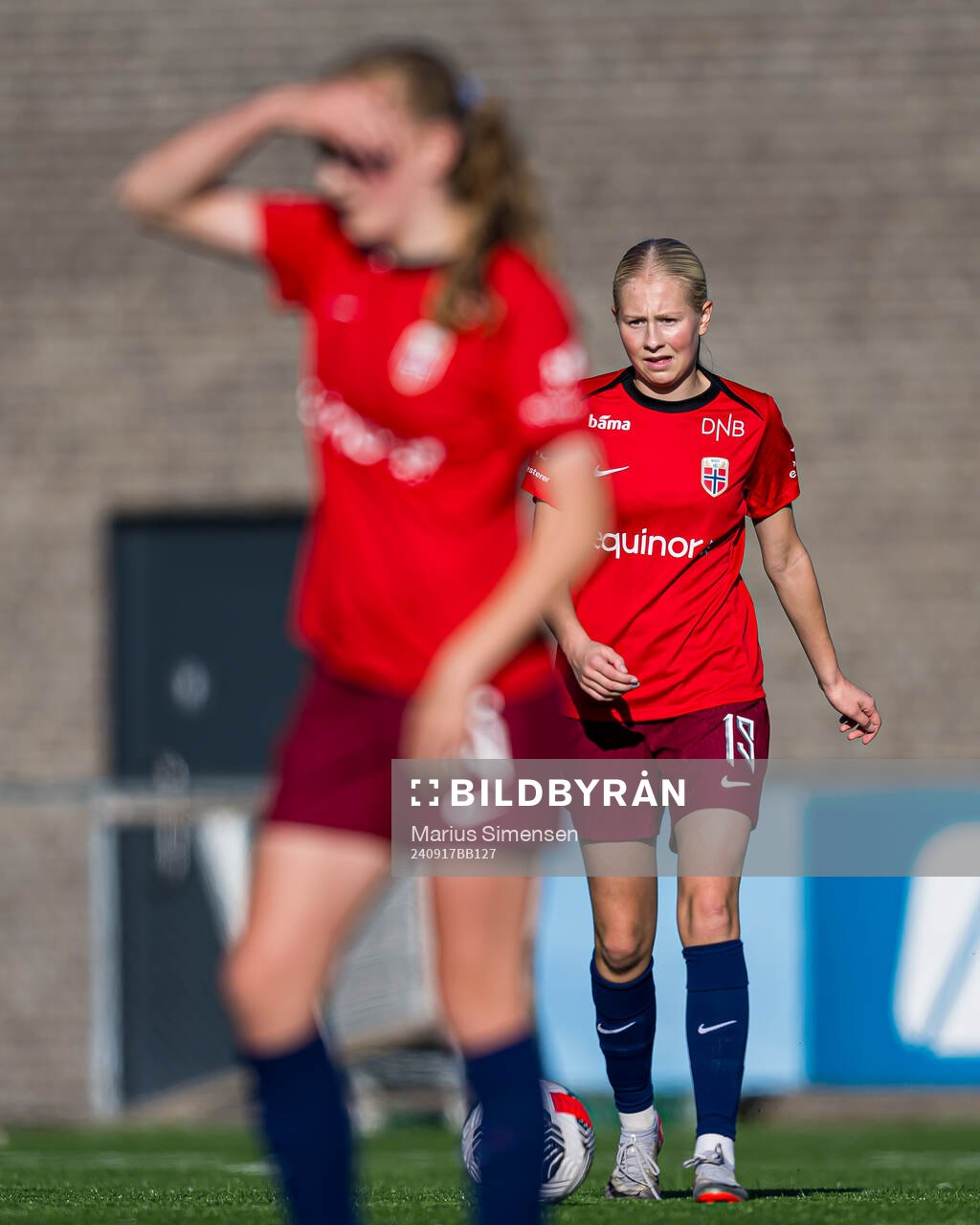 Stine Ariell Klæboe-Solemdal of Norway warms up