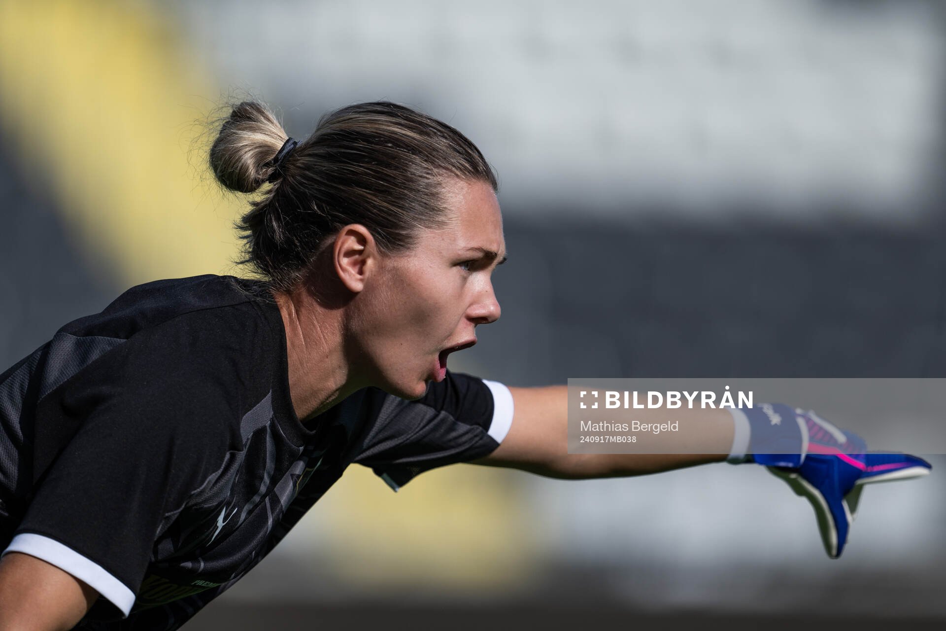Goalkeeper Jennifer Falk