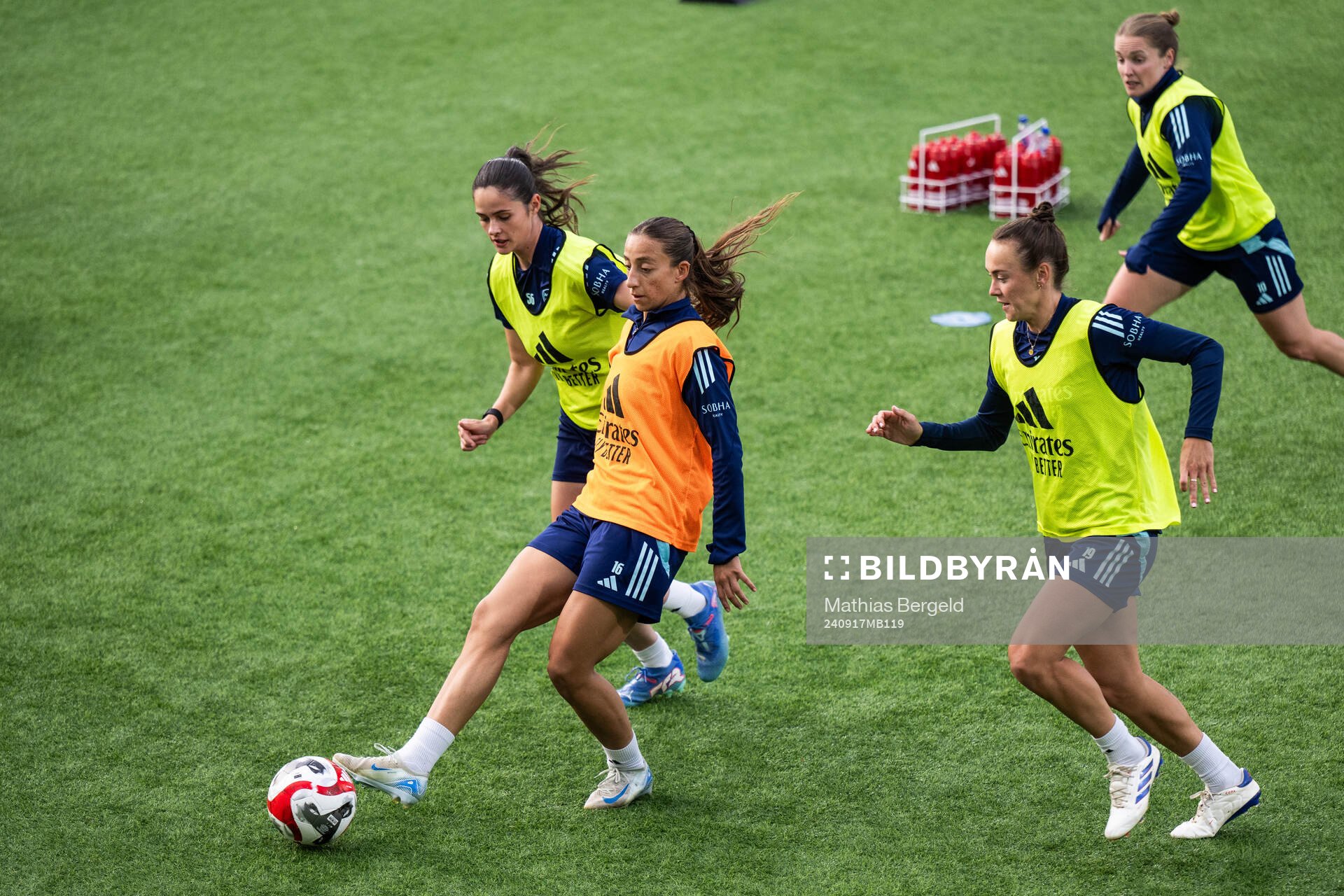 Freya Godfrey, Rosa Kafaji and Caitlin Ford