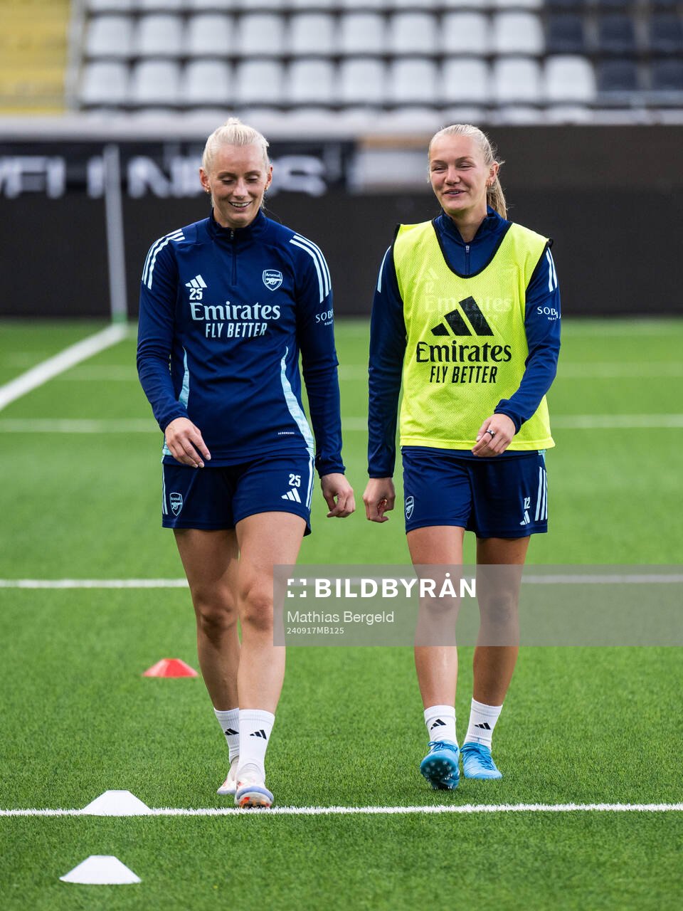 Stina Blackstenius and Frida Maanum