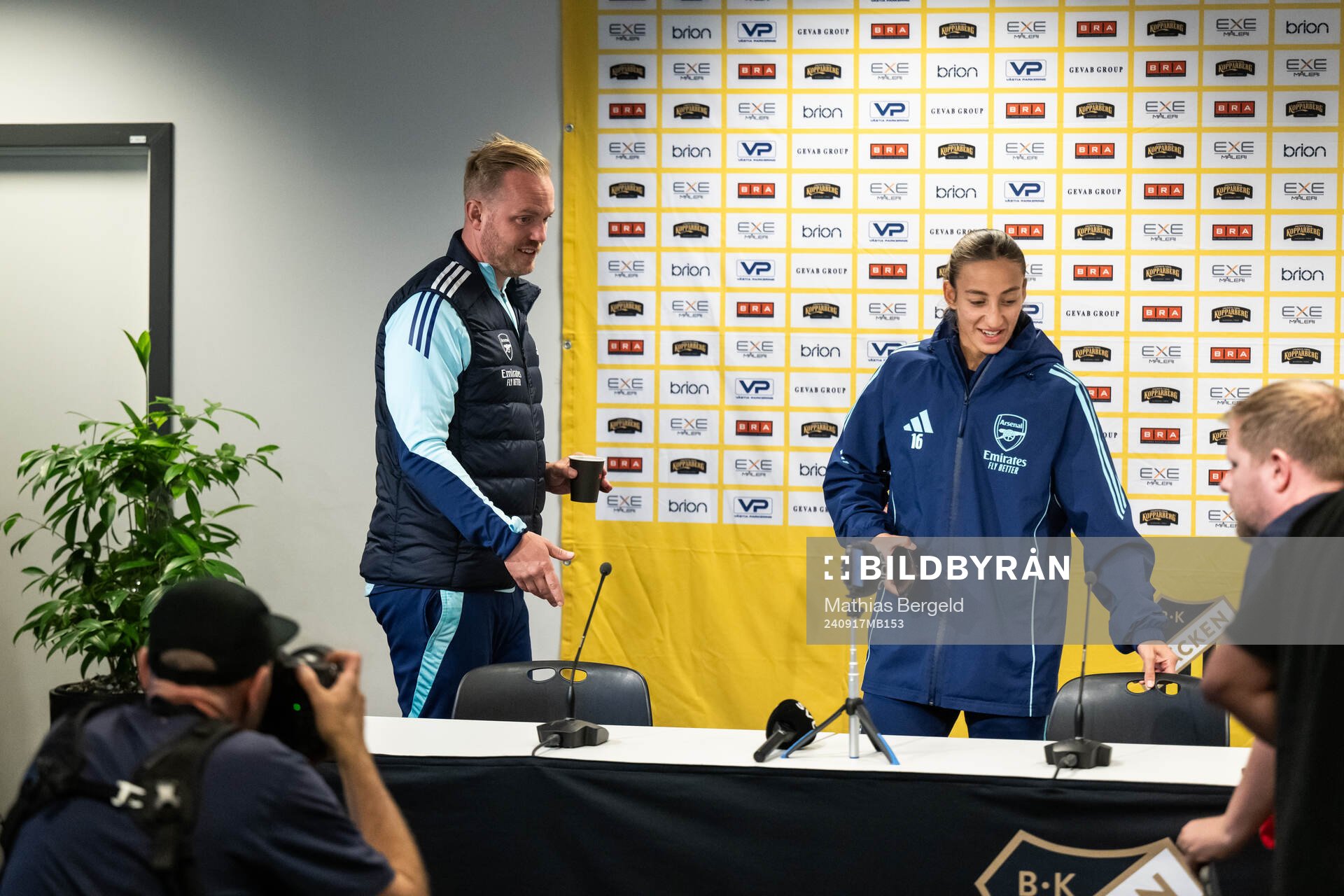Head coach Head coach Jonas Eidevall and Rosa Kafaji