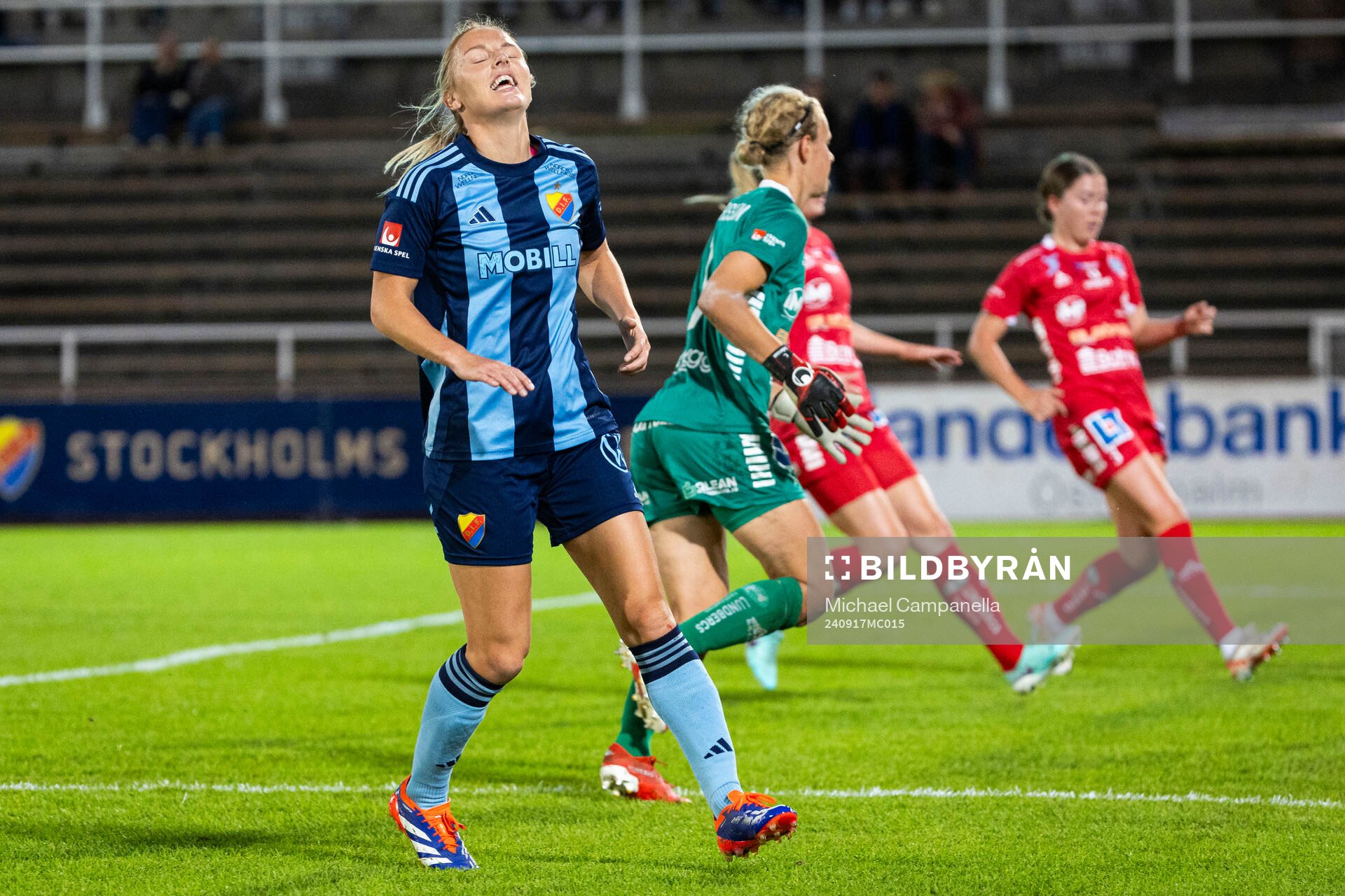 Djurgårdens Mimmi Larsson deppar