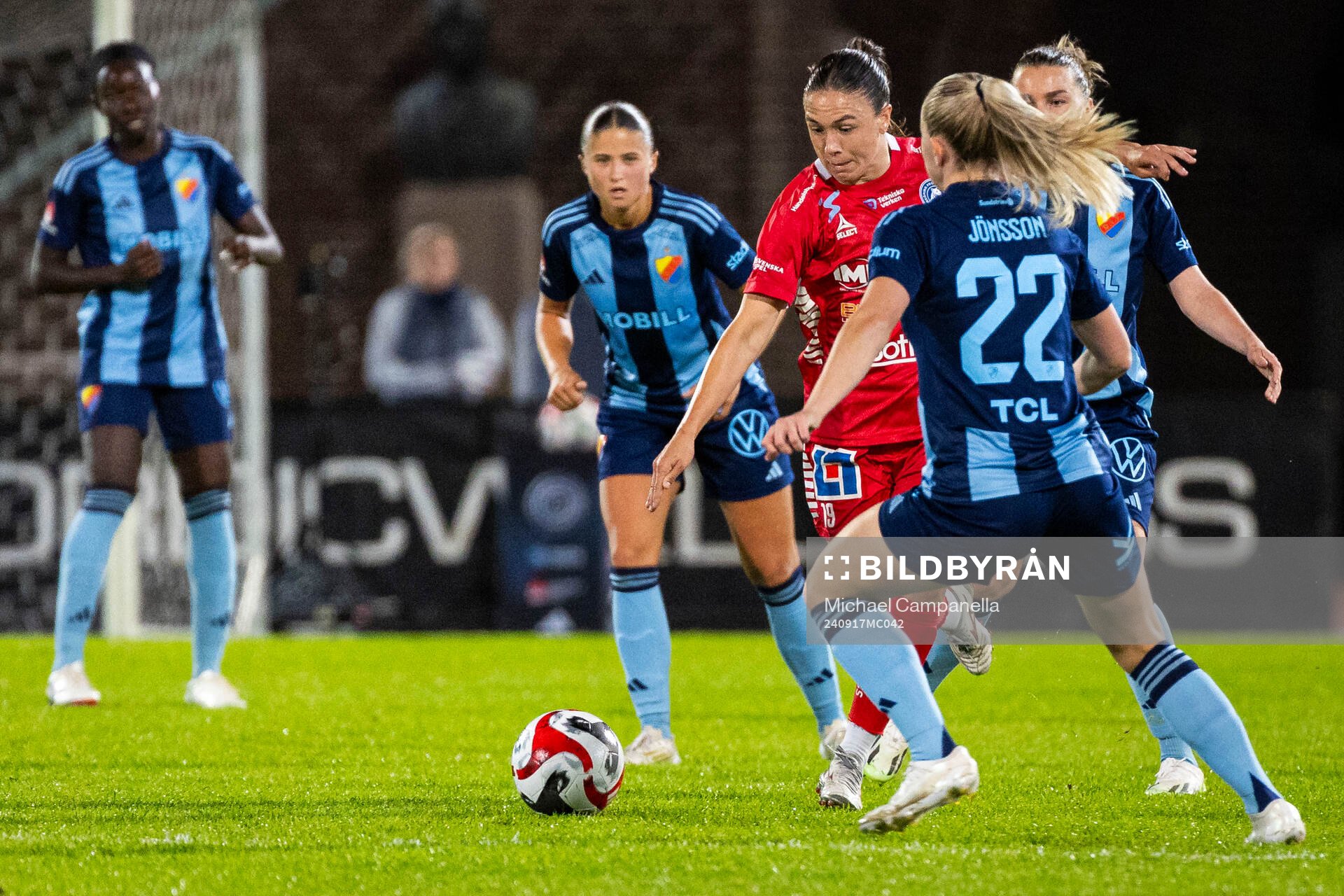 Linköpings Delaney Baie Pridham och Djurgårdens Zara