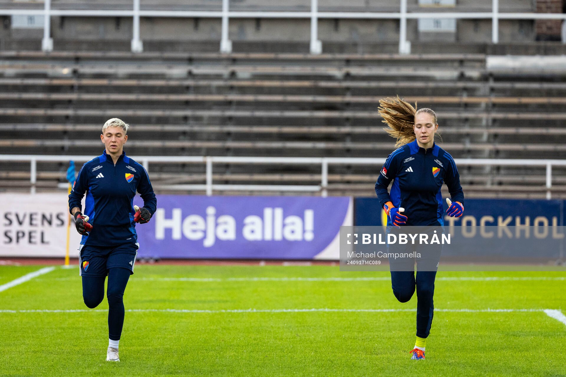 Djurgårdens målvakter Gina Schuller och Elvira Björklund