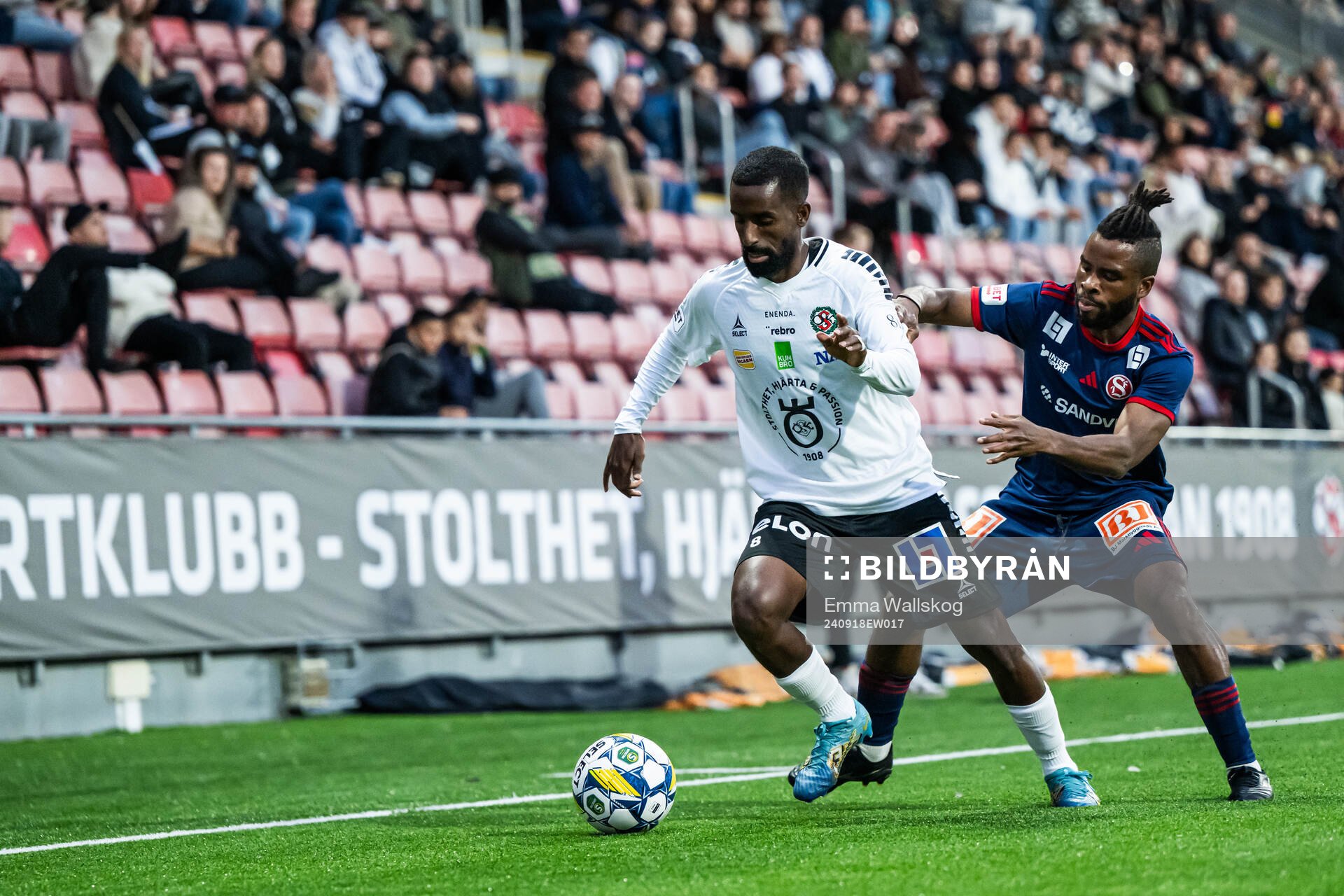 Örebros Mohammed Khalid Saeid och Sandvikens IFs John