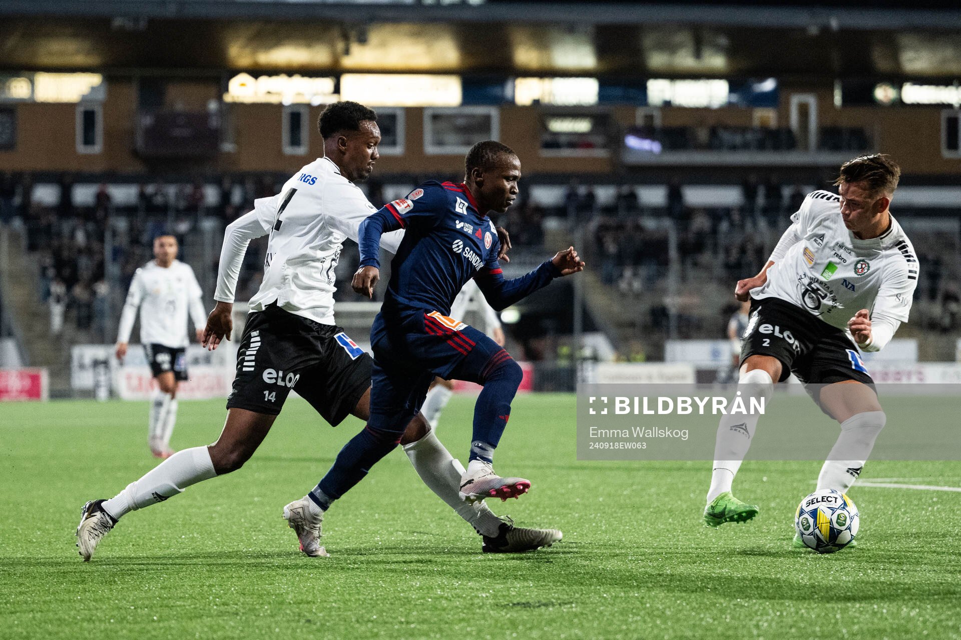 Sandvikens IFs John Thomas Kamara mot Örebros Hamse