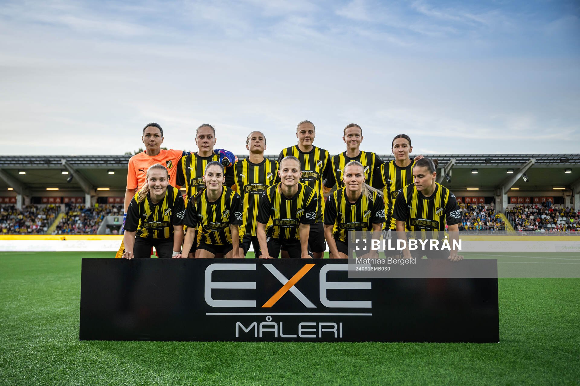 The startling eleven of Häcken poses for a group picture