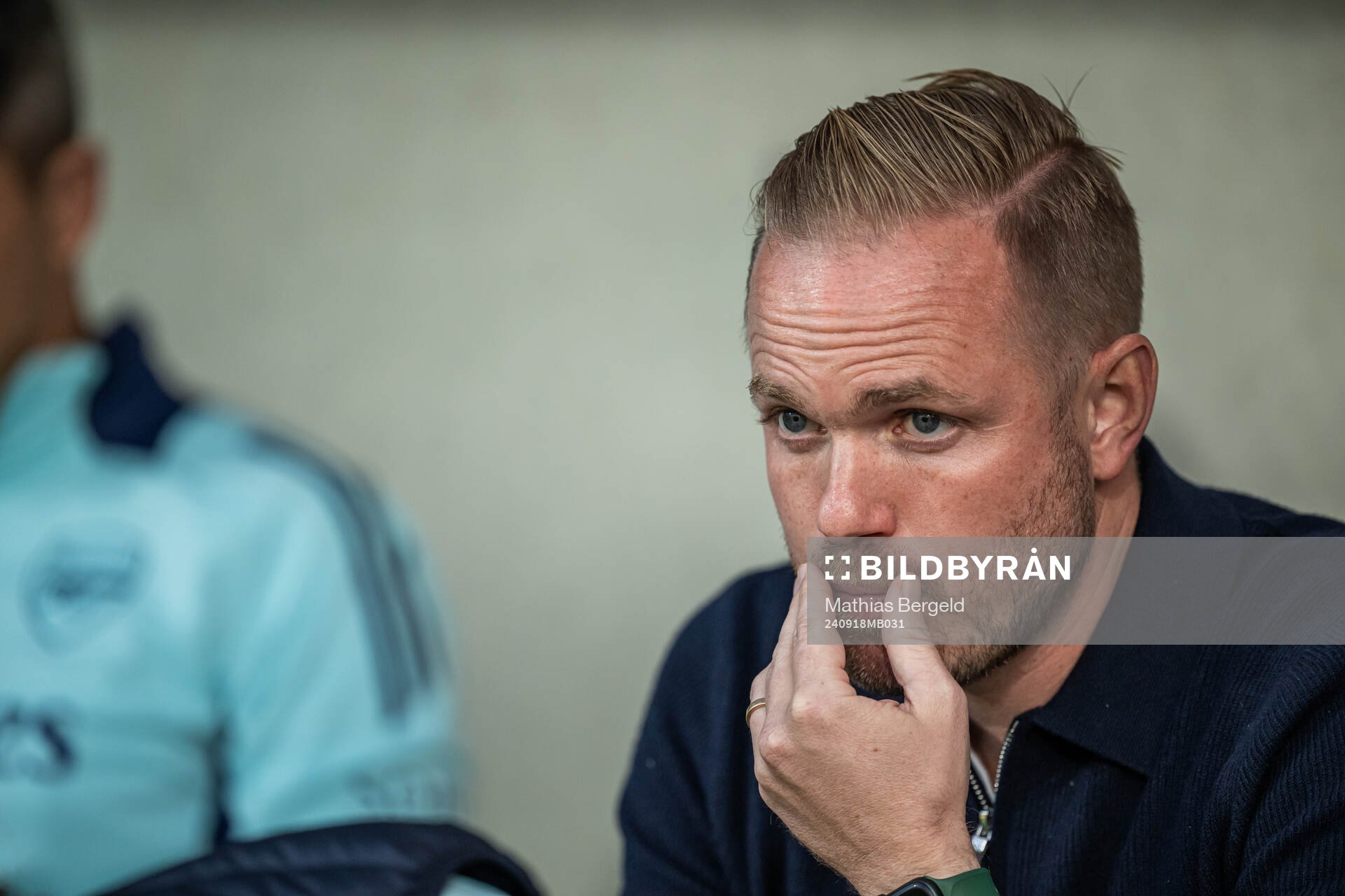 Head coach Head coach Jonas Eidevall of Arsenal