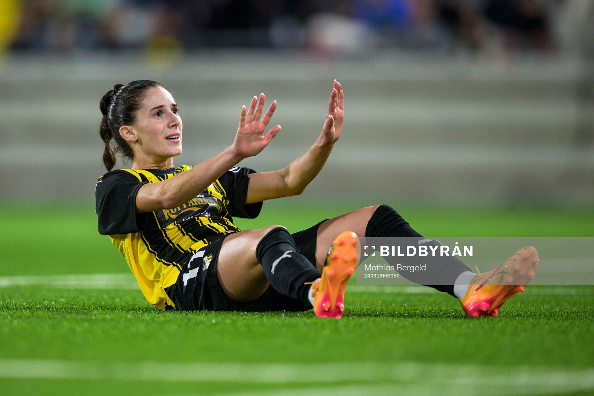 Clarissa Larisey of Häcken looks dejected