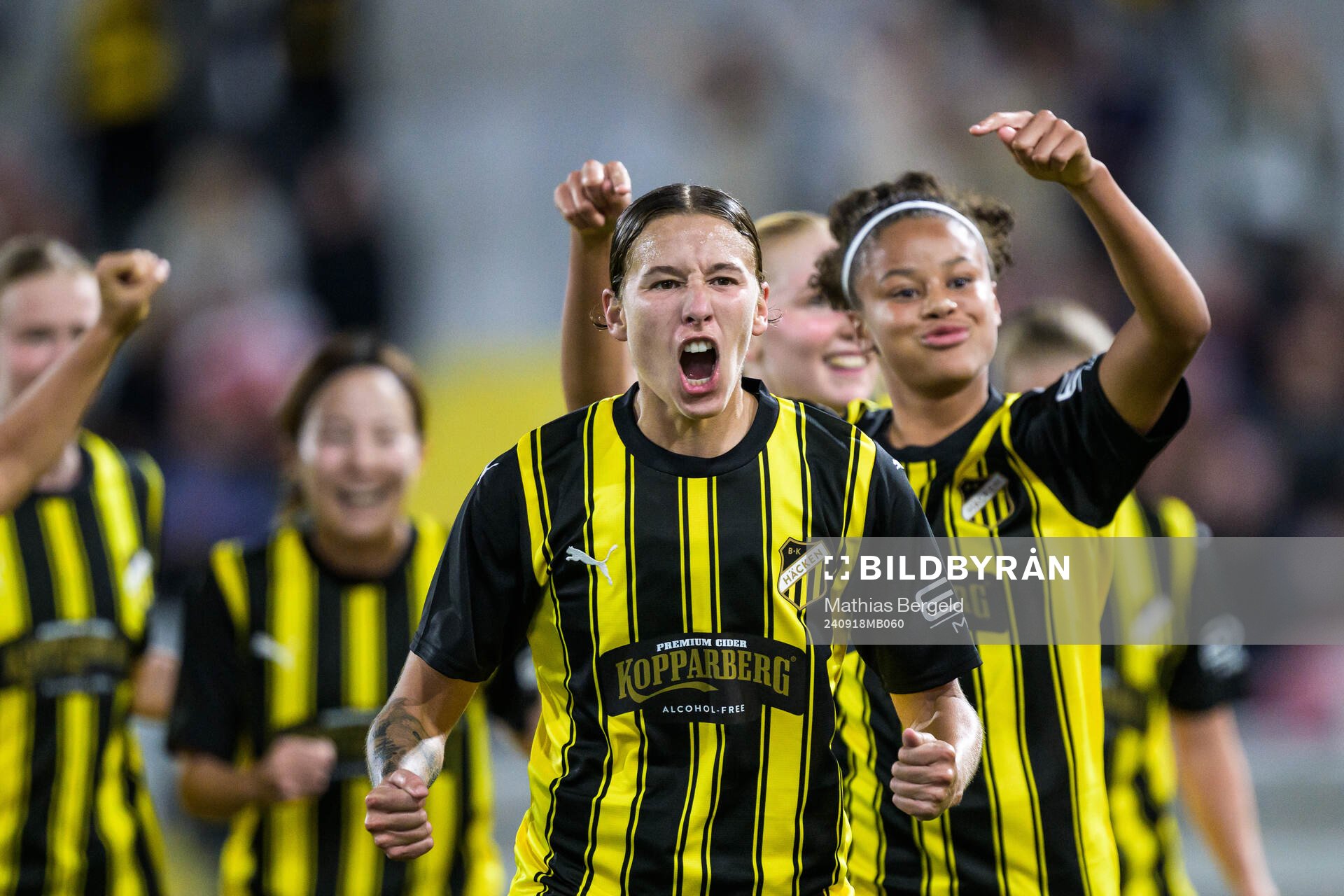 Tabby Tindell of Häcken celebrate the 1-0 goal with