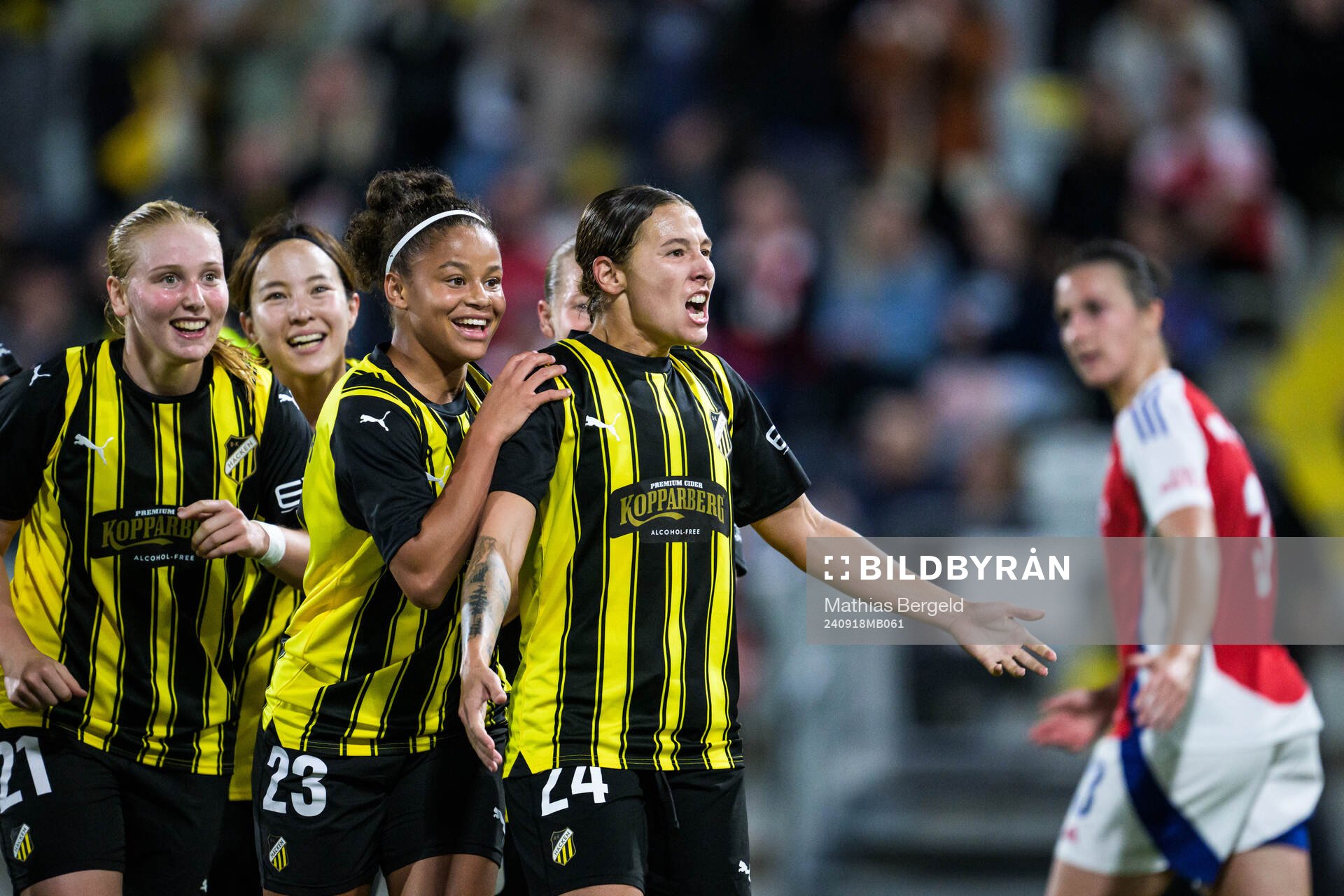 Tabby Tindell of Häcken celebrate the 1-0 goal with