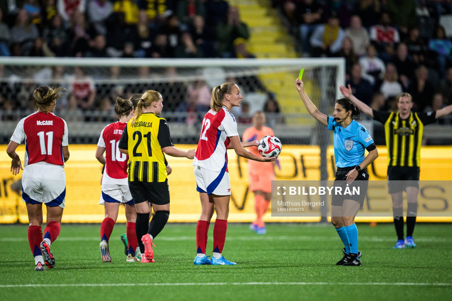 Frida Maanum of Arsenal receives a warning
