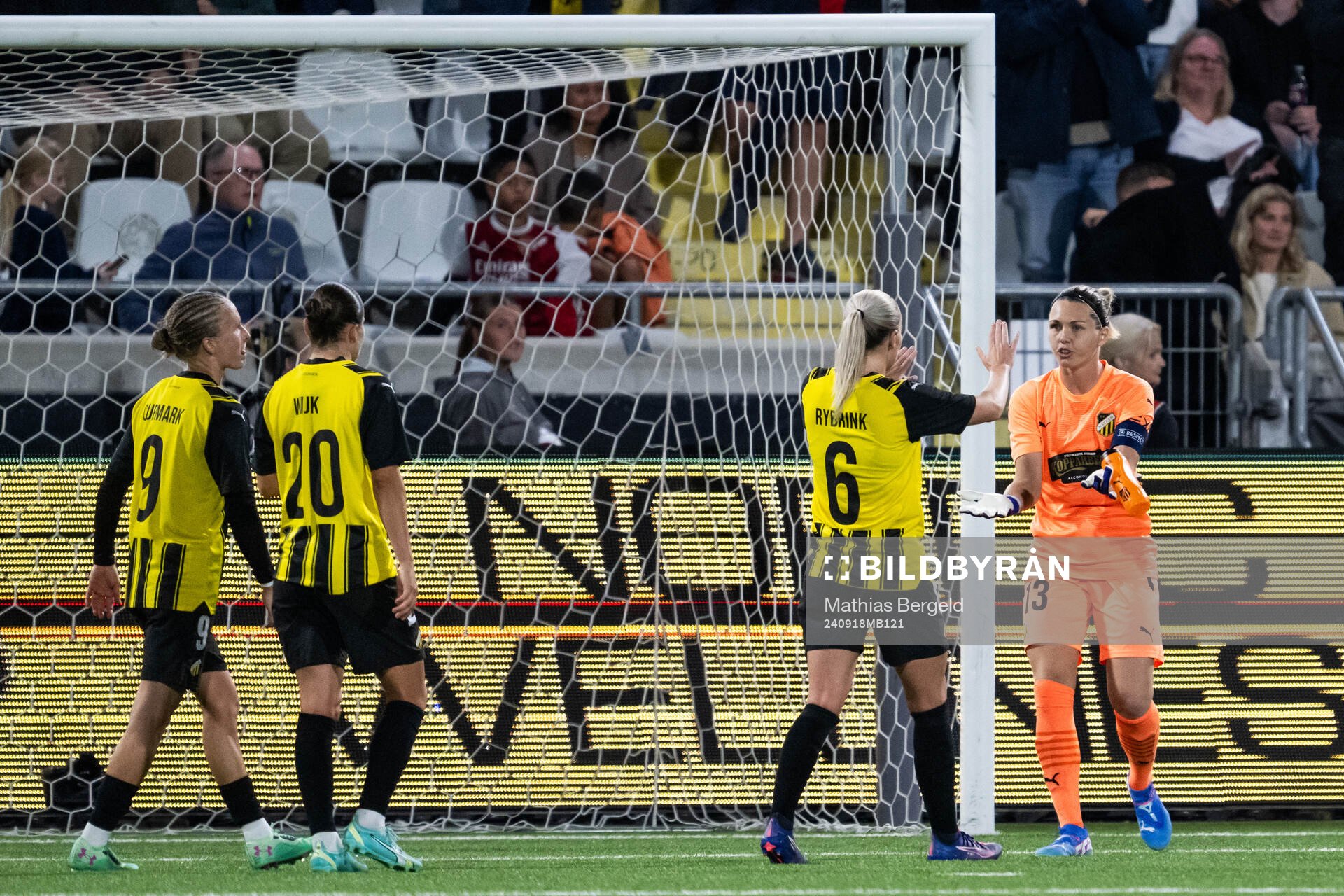 Josefine Rybrink and goalkeeper Jennifer Falk of Häcken