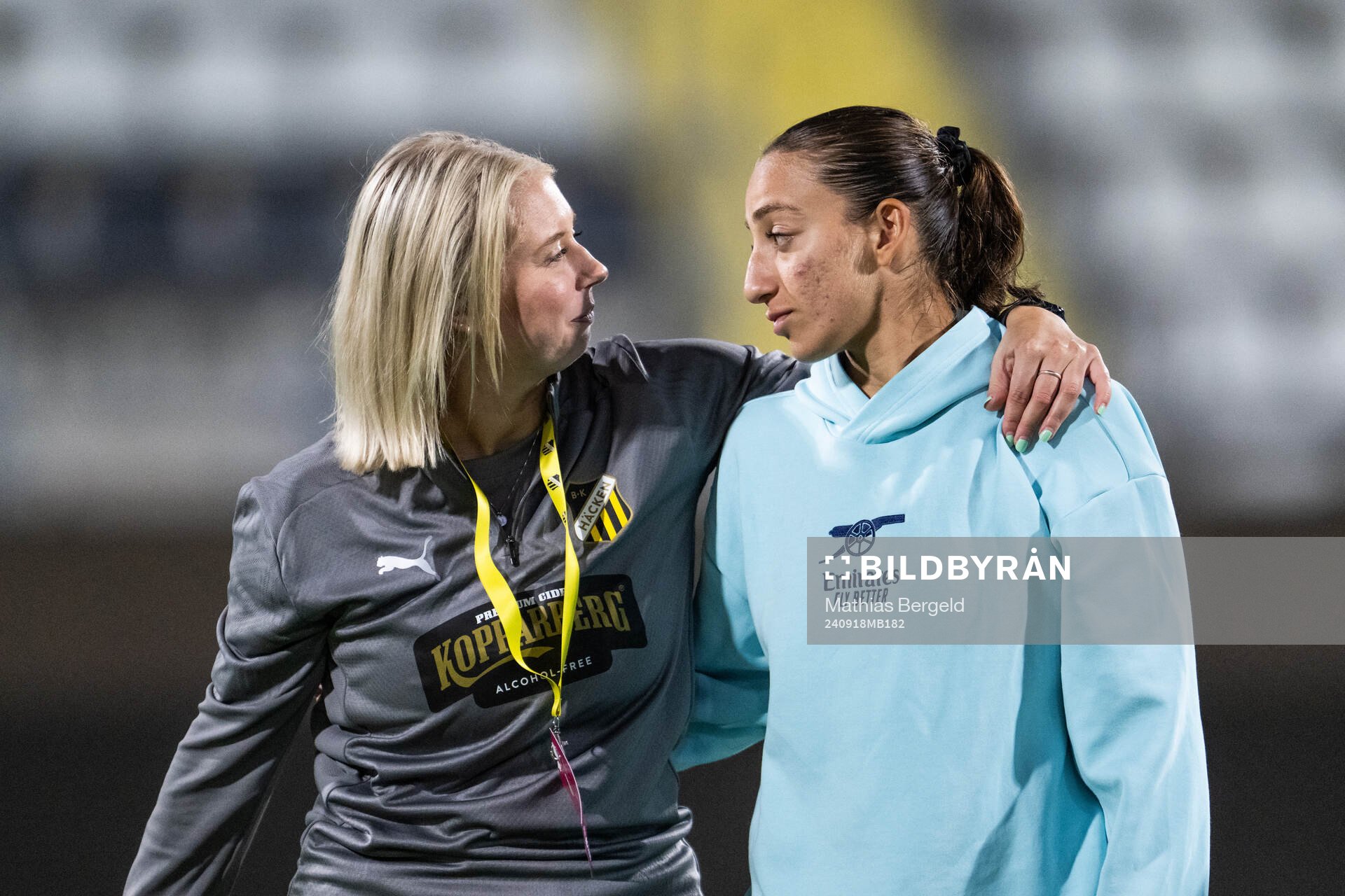Physiotherapist Mikaela Johansson of Häcken with Rosa