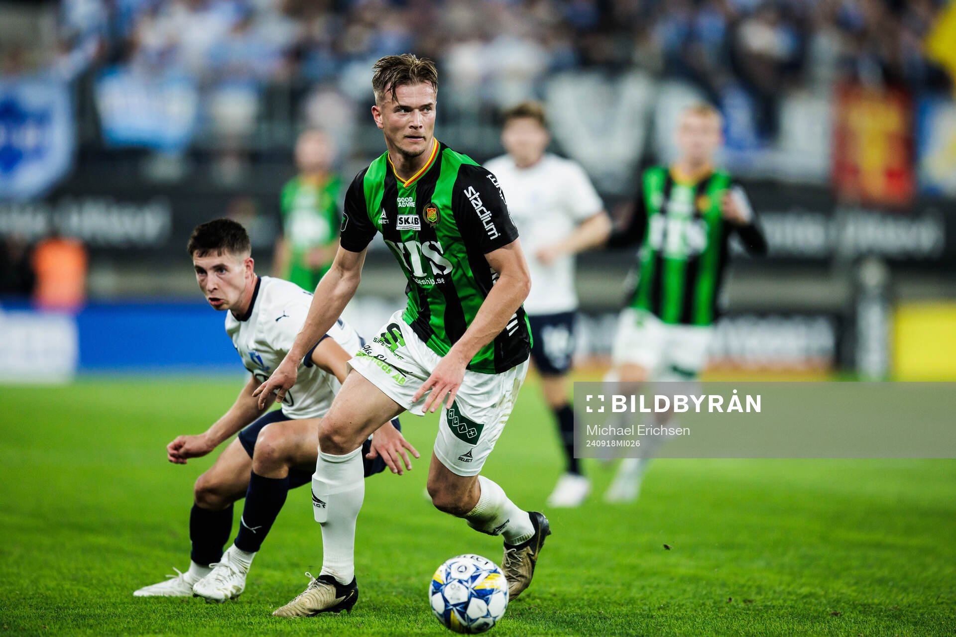 Malmö FFs Lasse Berg Johnsen och GAISs Alexander Ahl