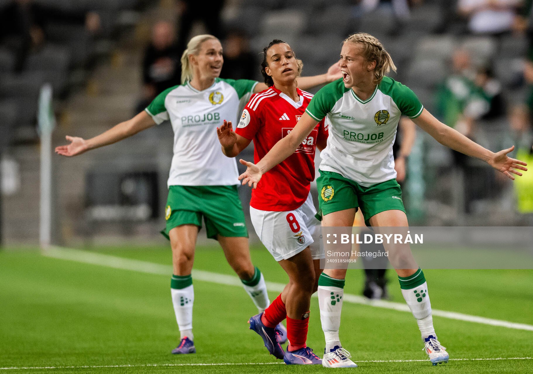 Julie Blakstad of Hammarby reacts