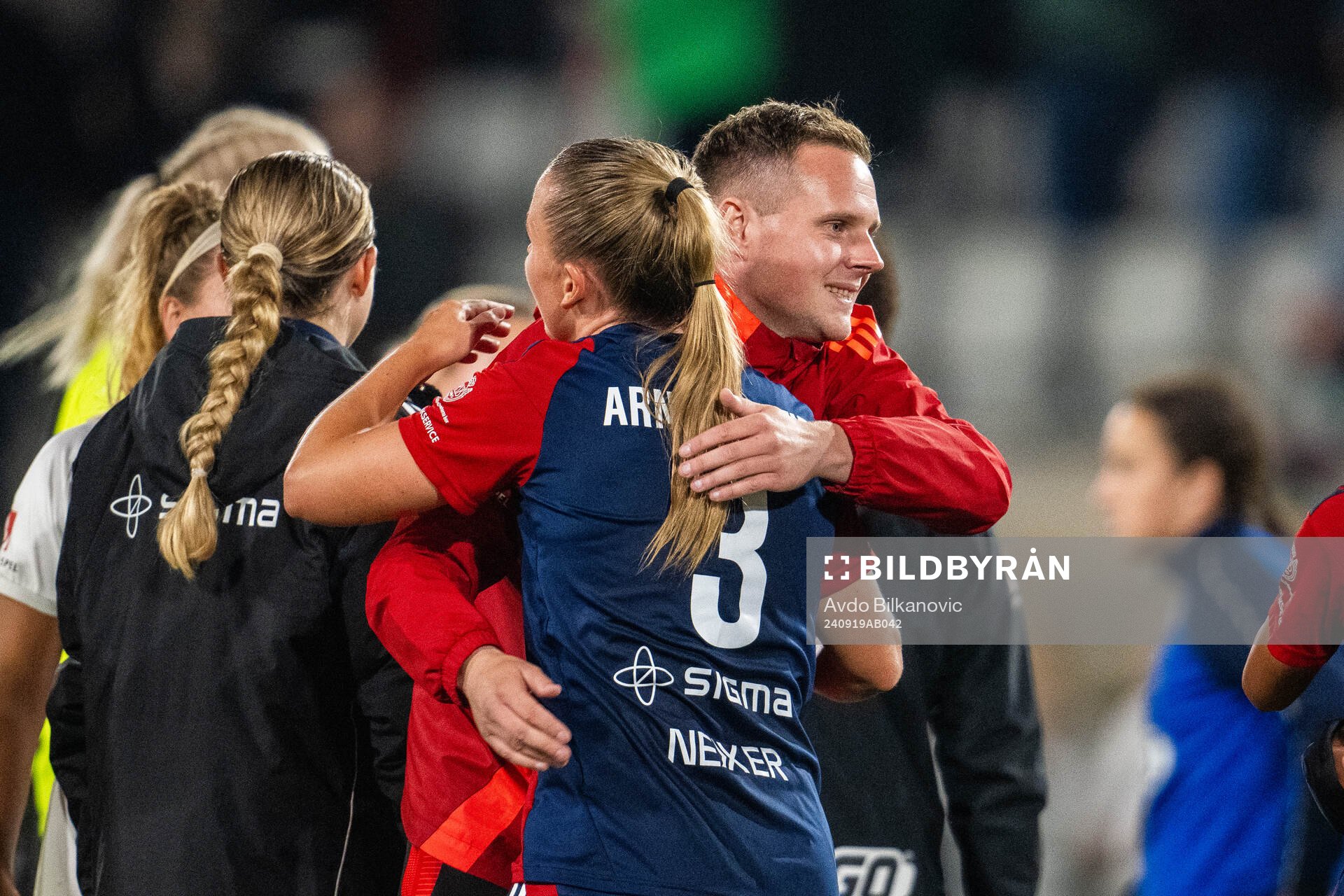 FC Rosengårds Gudrun Arnardottir och assisterande tränare