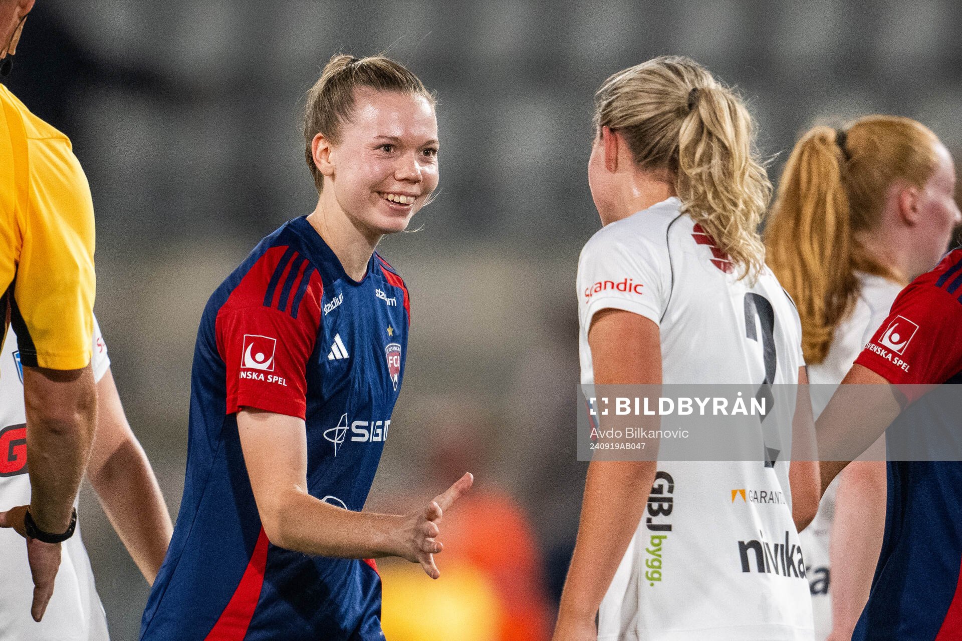 FC Rosengårds Bea Sprung och Växjö DFFs Elvira