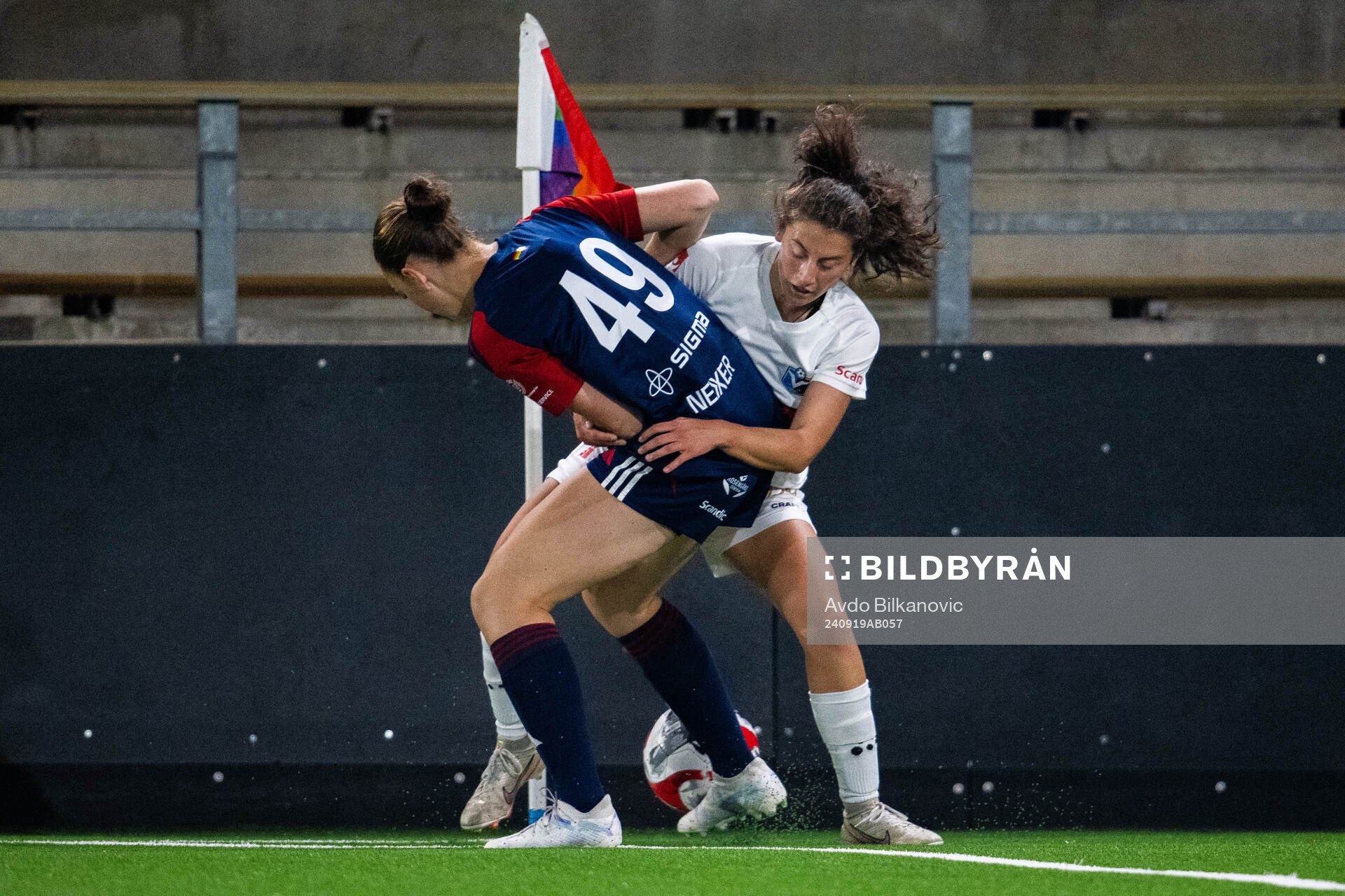 FC Rosengårds Alice Enehov mot Växjö DFFs Vasiliki