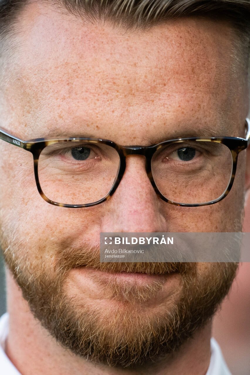Växjö DFFs huvudtränare Olof Unogård