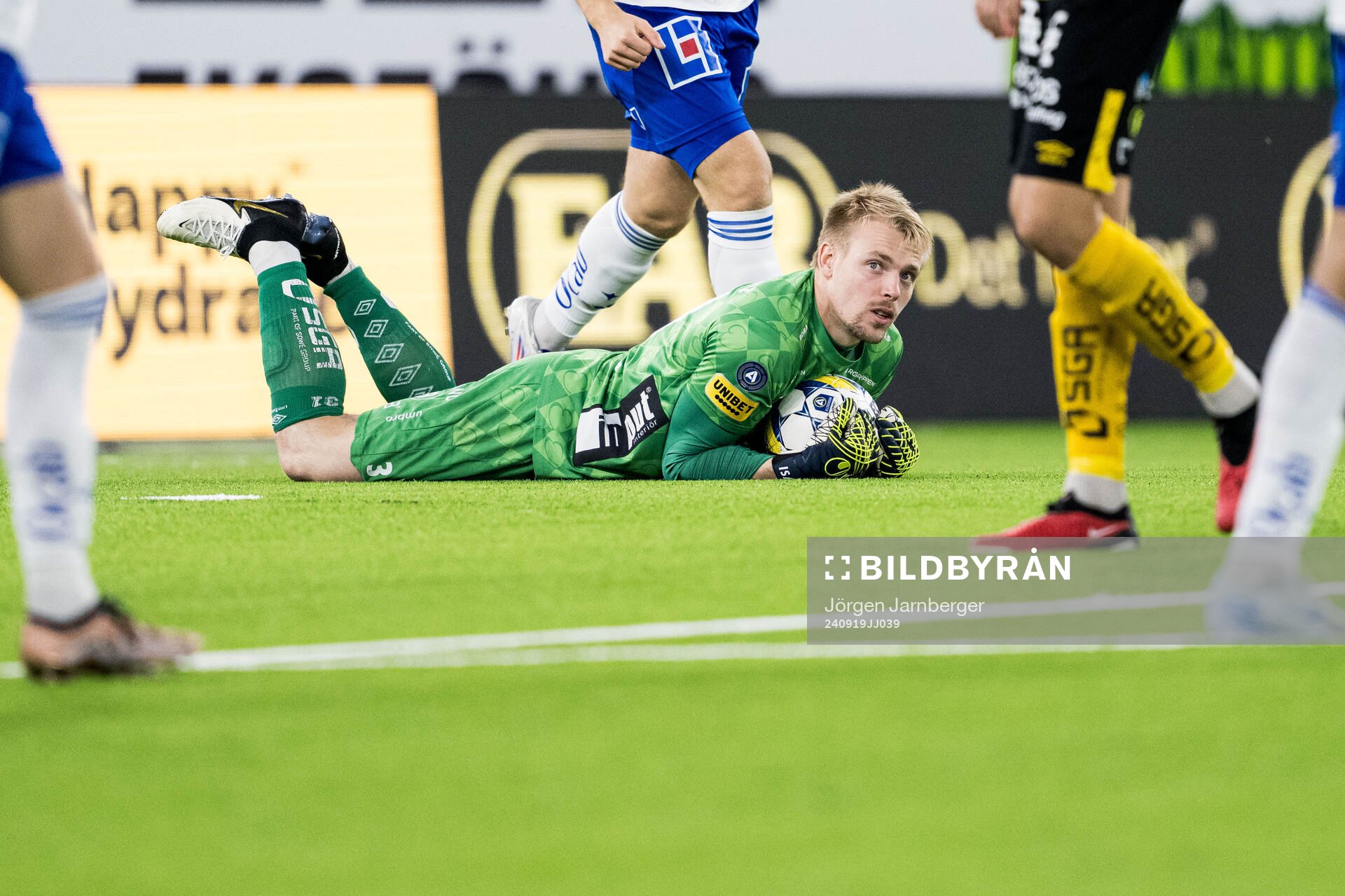 Elfsborgs målvakt Isak Pettersson under fotbollsmatchen i Allsvenskan mellan Elfsborg och IFK Norrköping den 19 september 2024 i Borås.