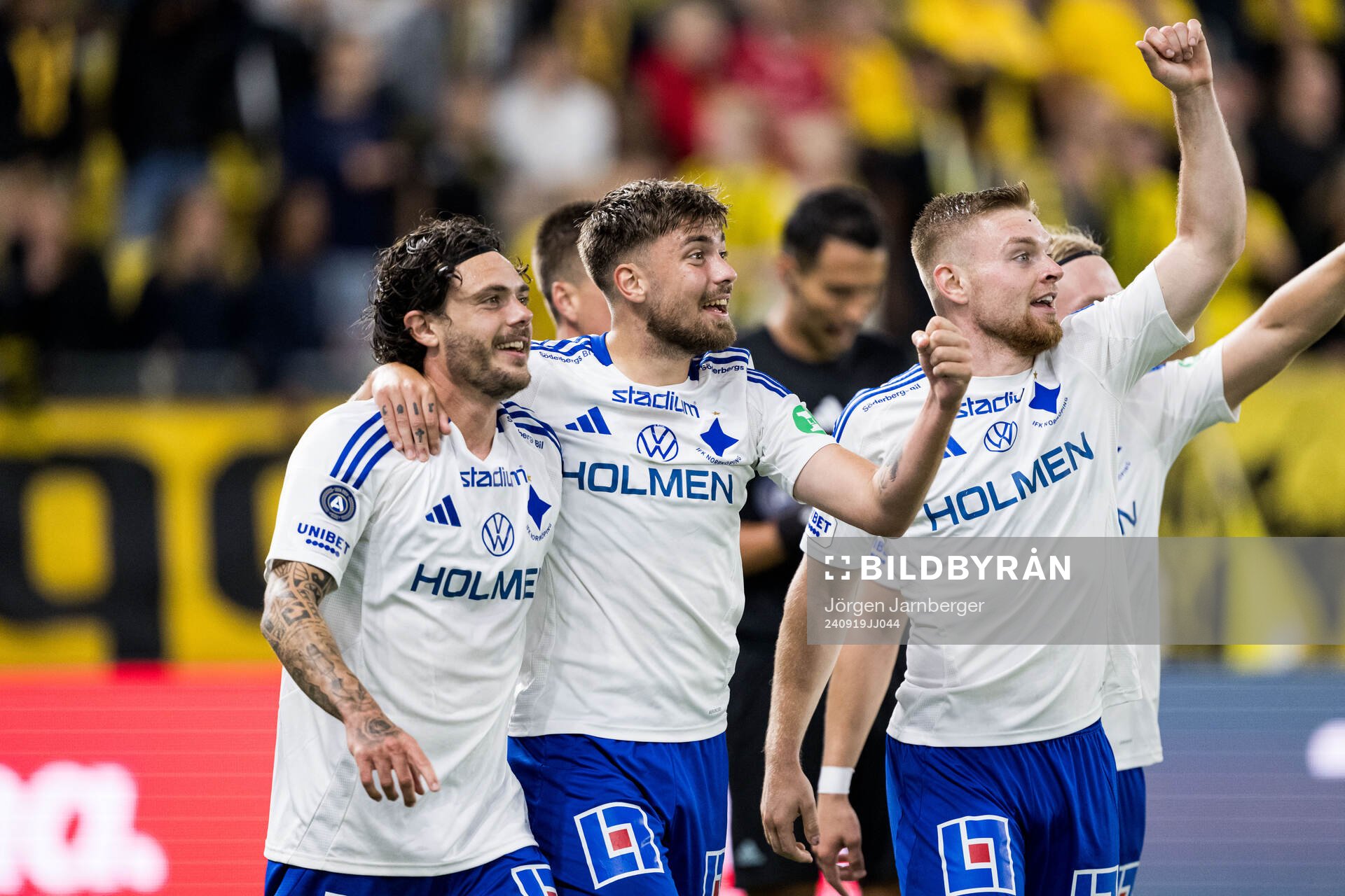 IFK Norrköpings David Moberg Karlsson jublar
