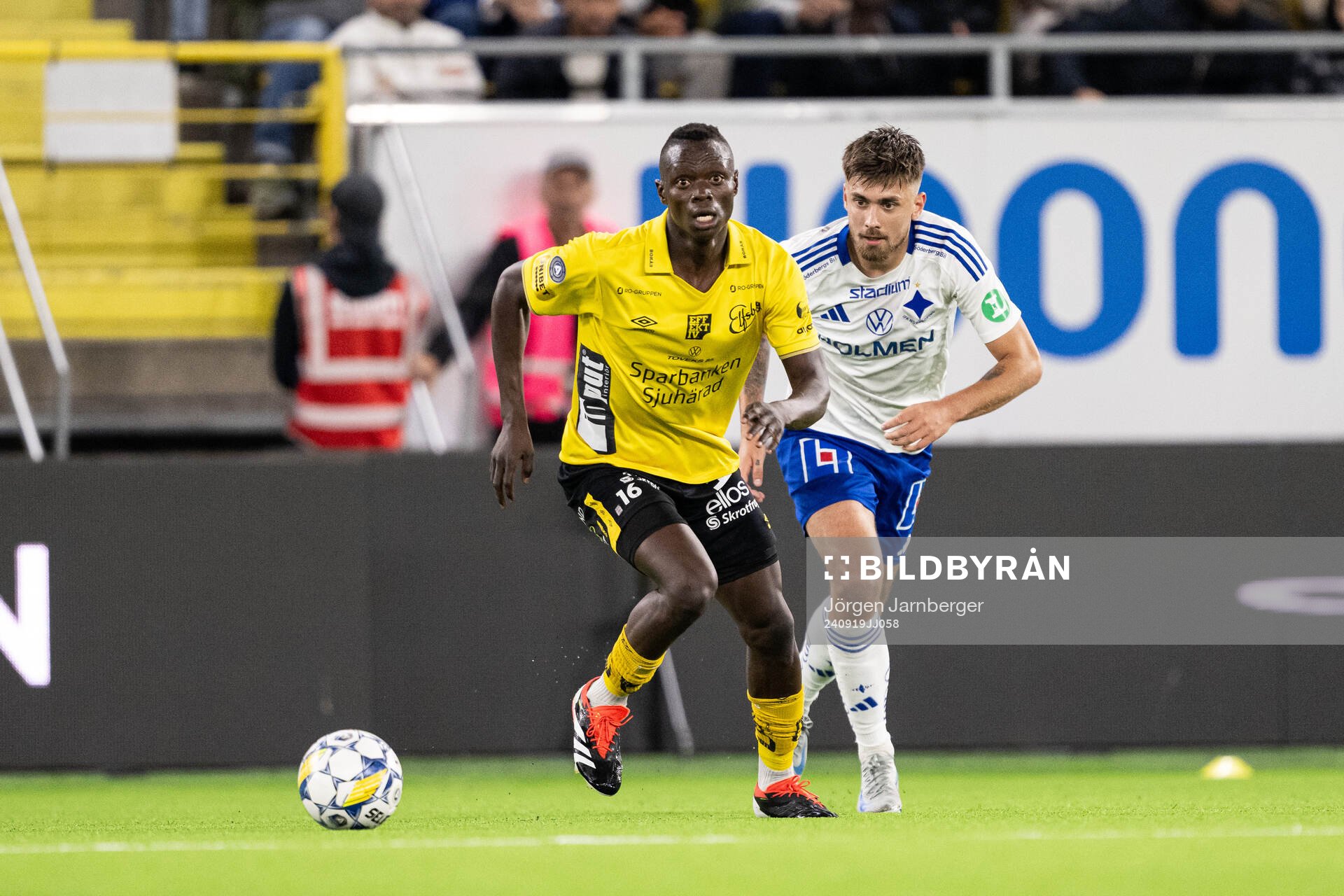 Elfsborgs Timothy Noor Ouma och IFK Norrköpings Tim Prica