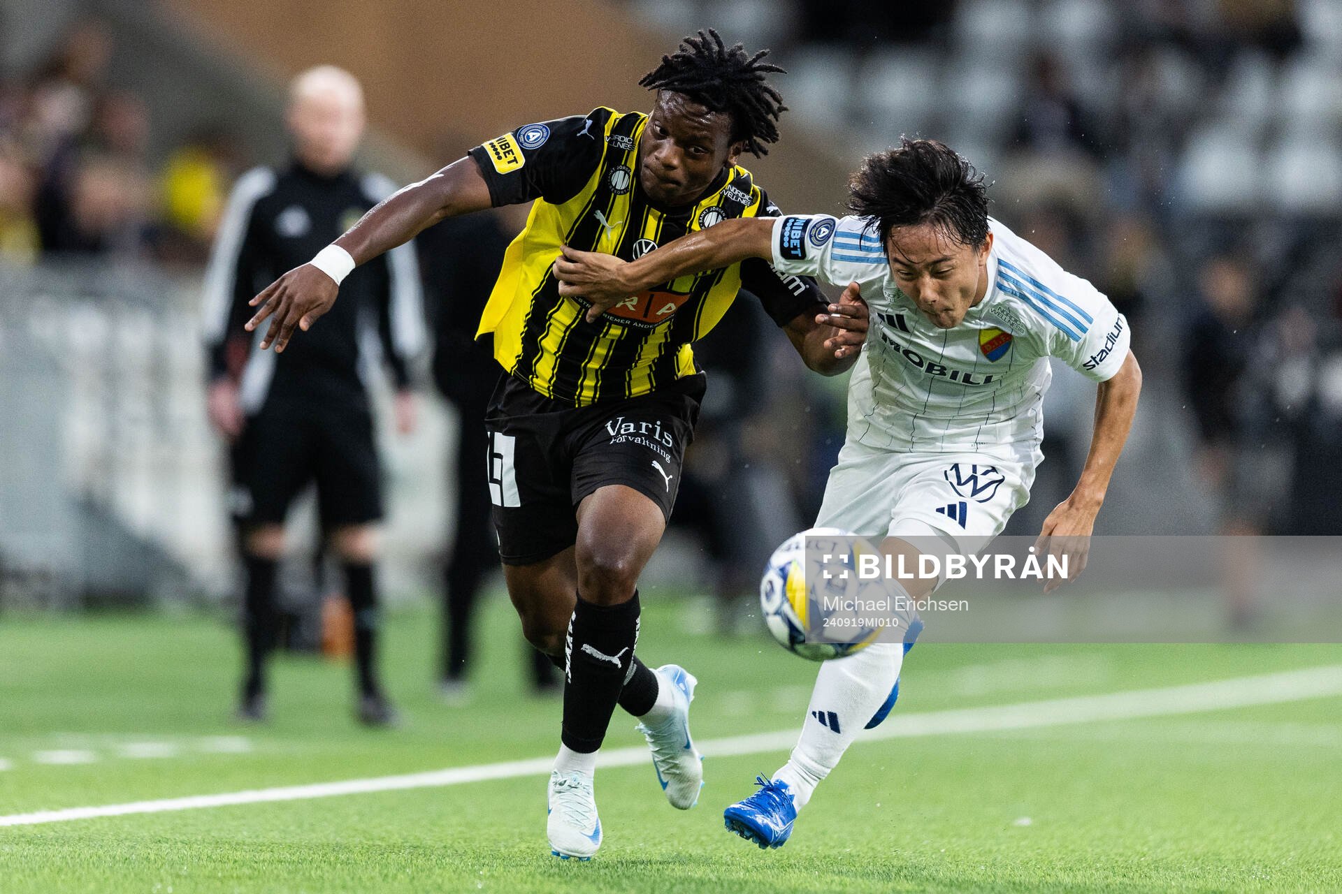 Häckens Jeremy Agbonifo och Djurgårdens Keita Kosugi