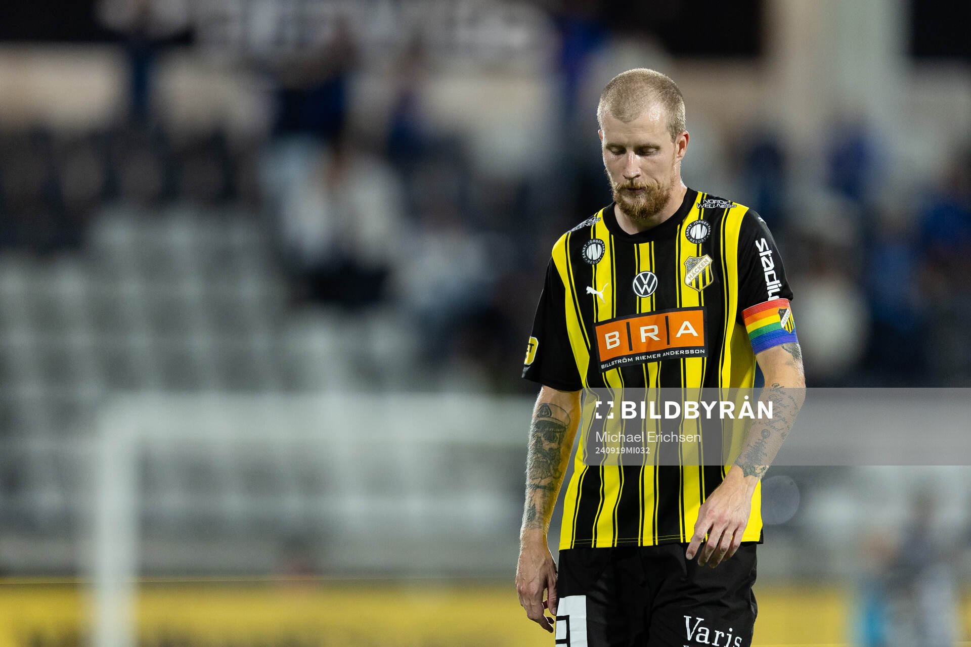 Häckens Simon Gustafson deppar