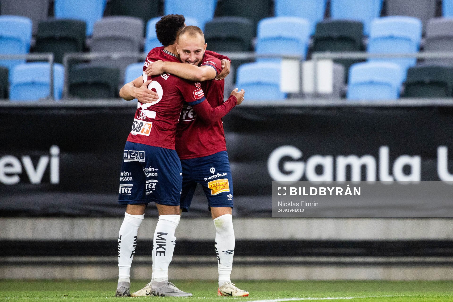 Örgrytes Tobias Sana och Amel Mujanic jublar
