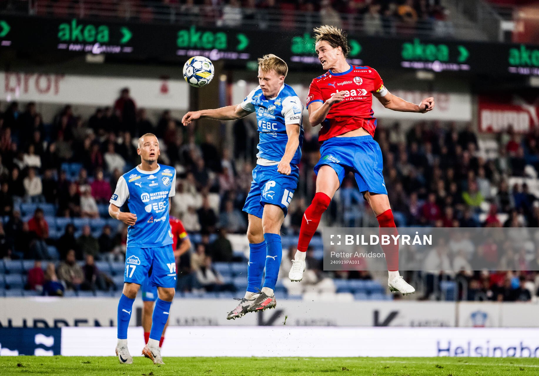 IK Oddevolds Gabriel Sandberg och Helsingborgs Thomas Pauck