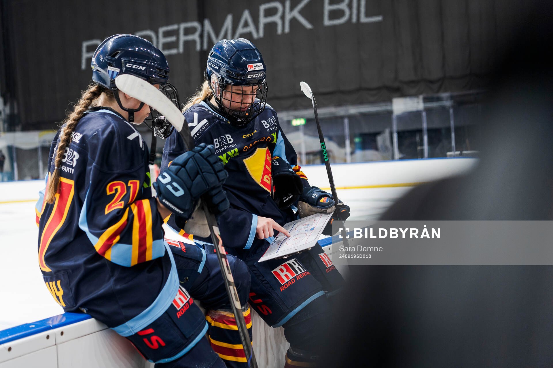 Djurgårdens Wilma Georgny och Linnea Natt Och Dag