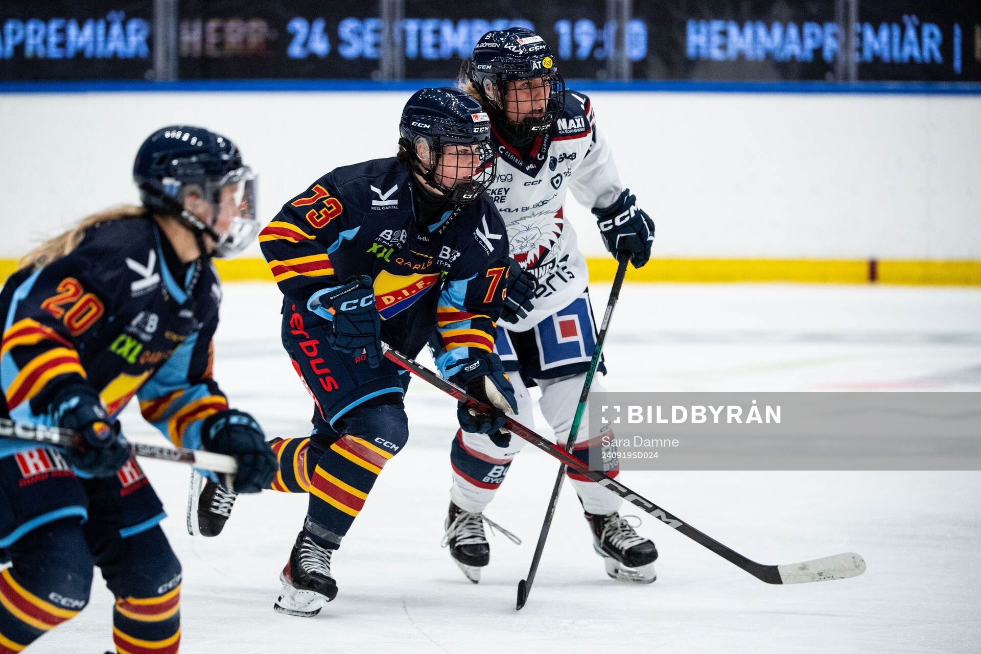 Djurgårdens Hana Haasova och Linköpings Eve Savander