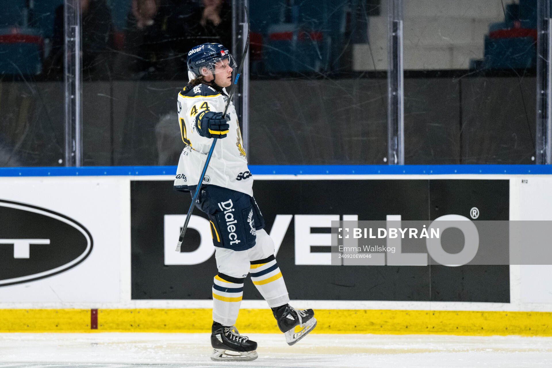 Södertäljes Carter Souch jublar