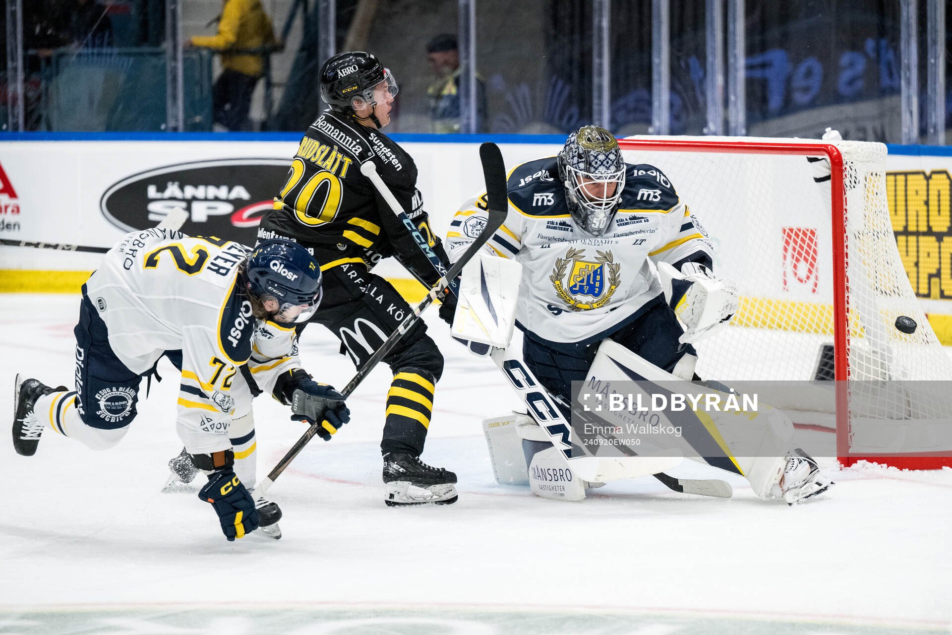 Södertäljes Nicolai Meyer och målvakt Frans Tuohimaa