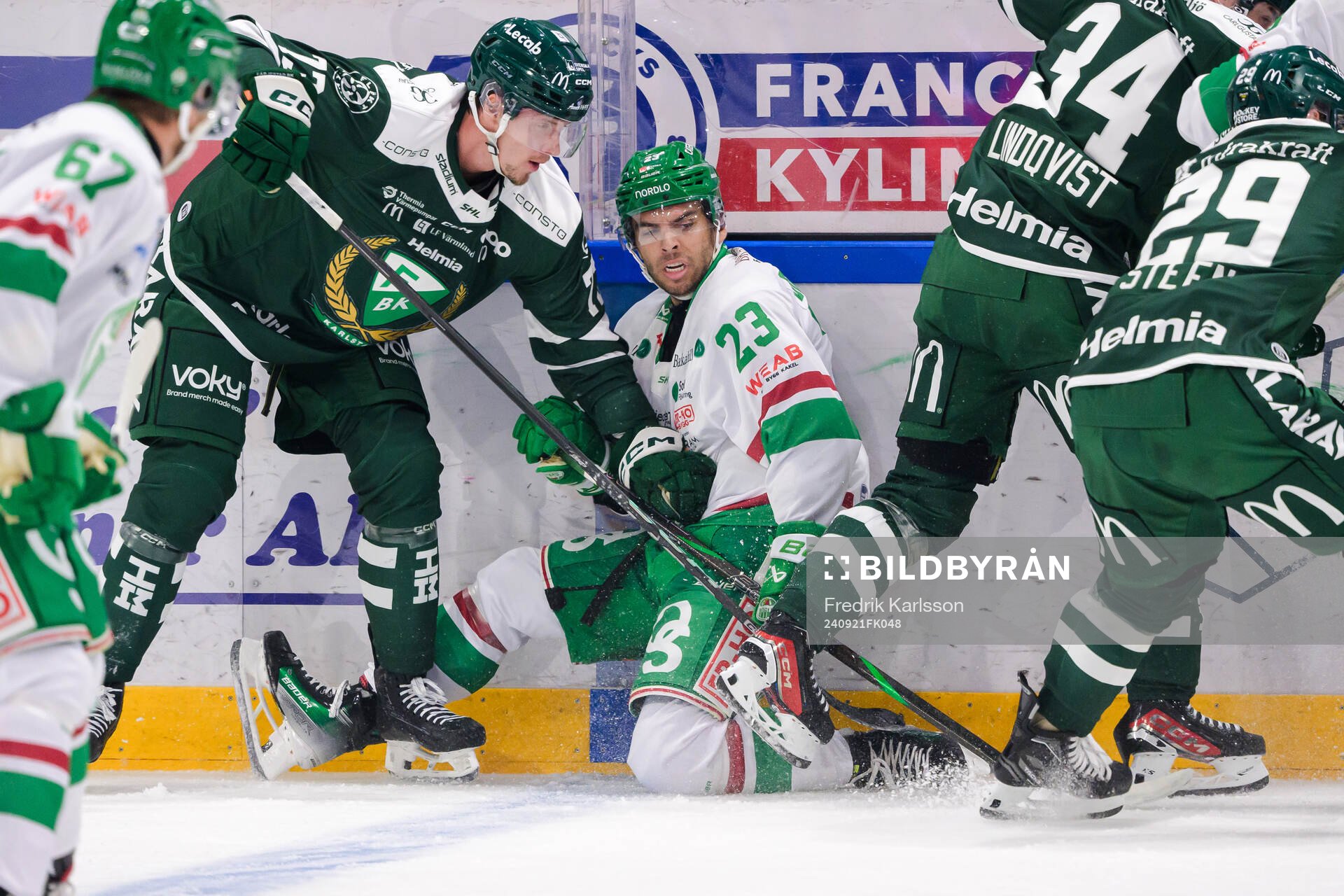 Rögles Josh Dickinson