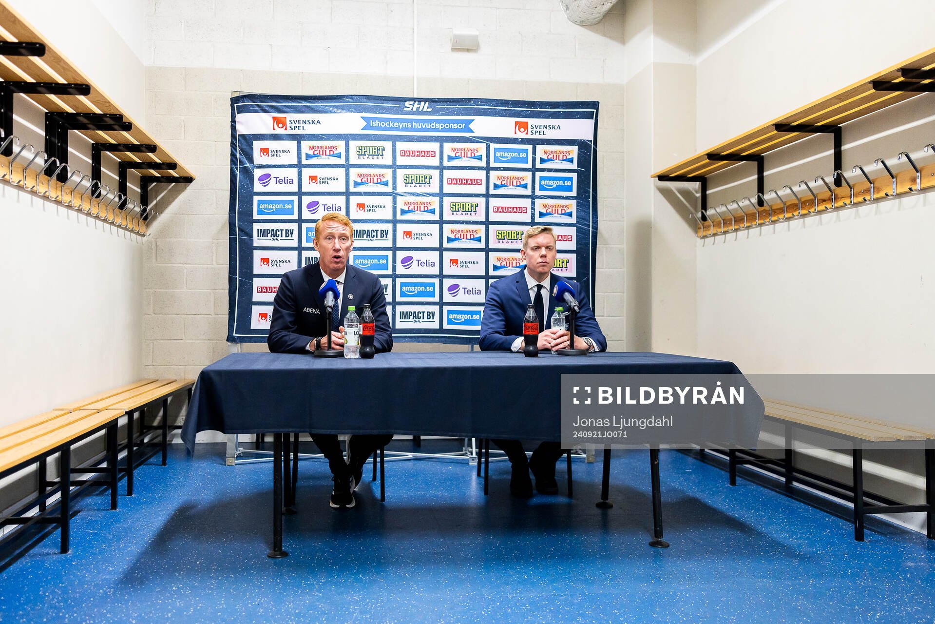 Växjös tränare Jörgen Jönsson och HV71s tränare Anton