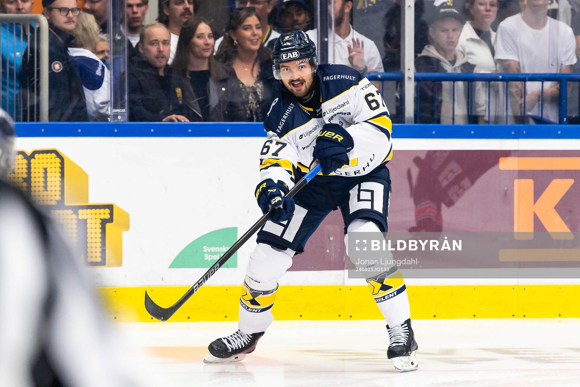 HV71s Oliwer Kaski