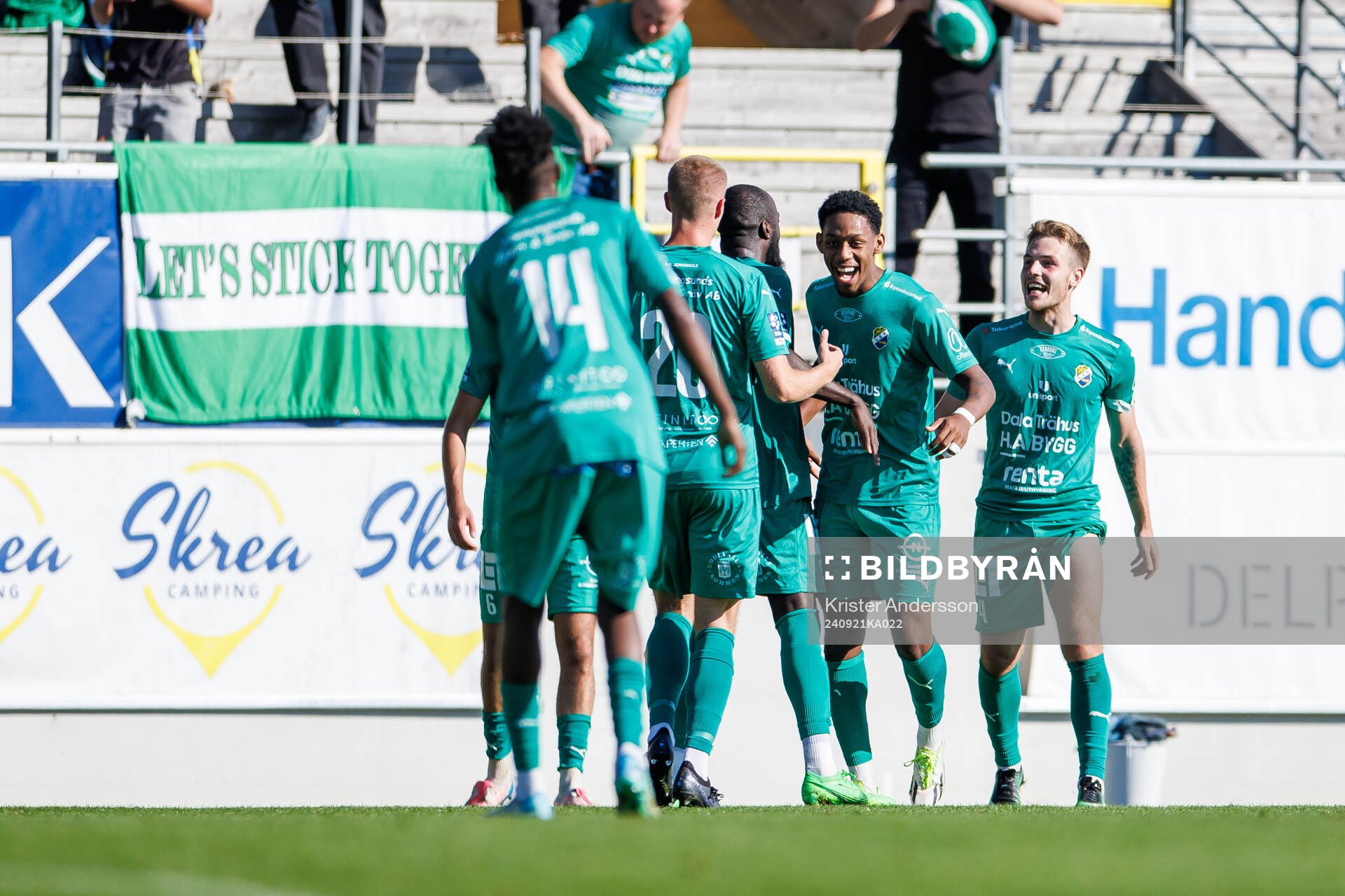 Ljungskiles spelare jublar
