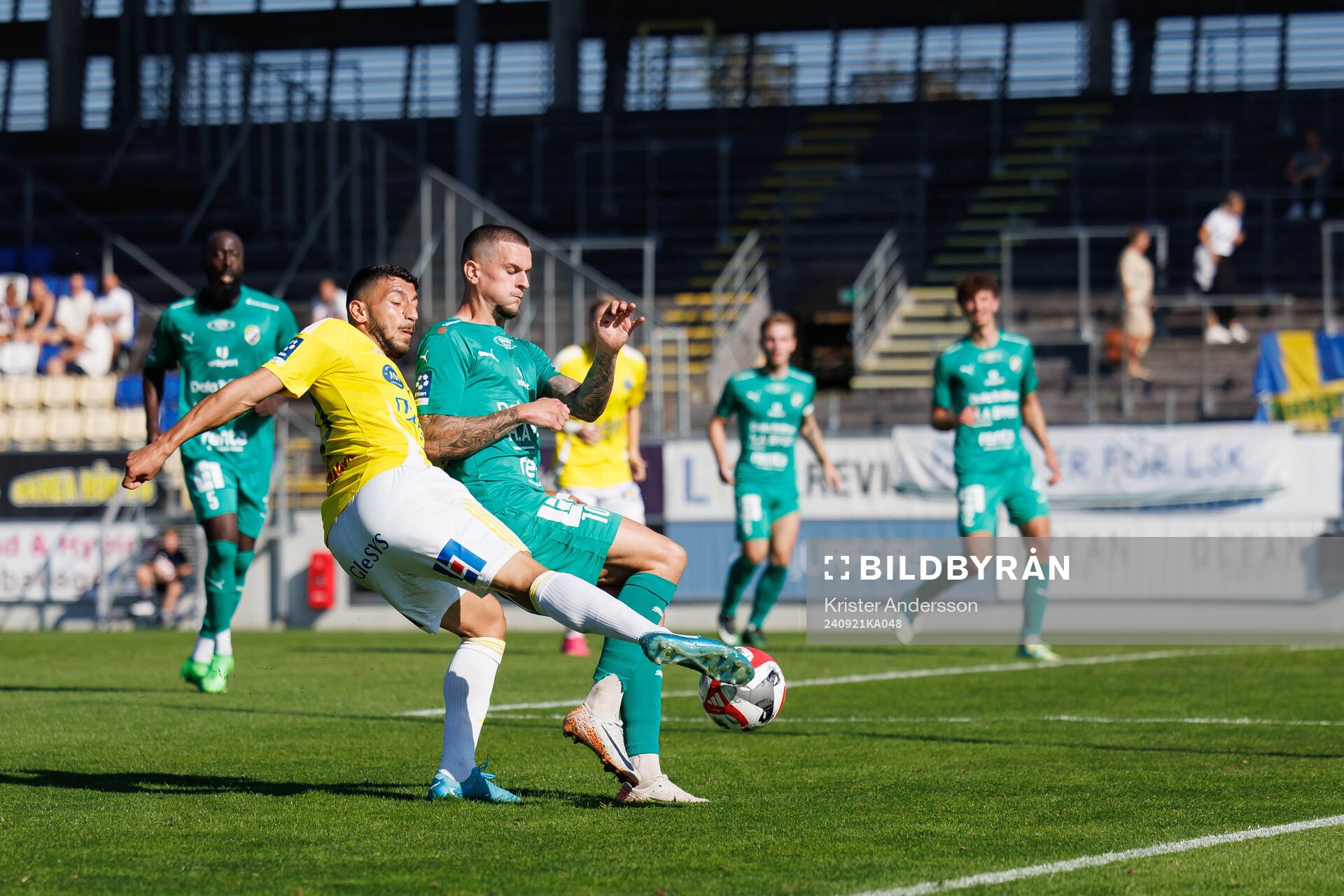 Falkenbergs Leonardo Farah Shahin och Ljungskiles Filip