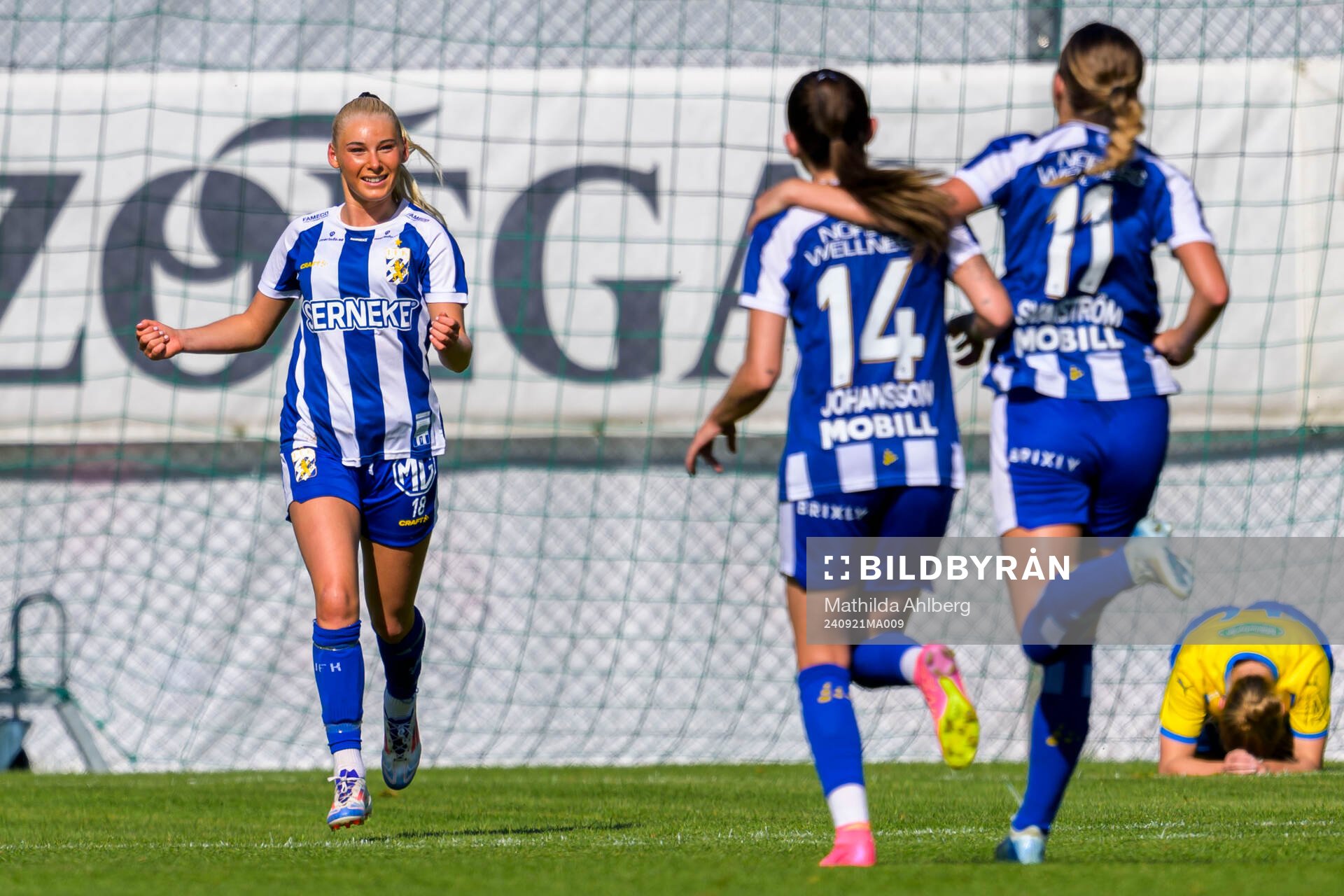 IFK Göteborgs Leia Molund jublar